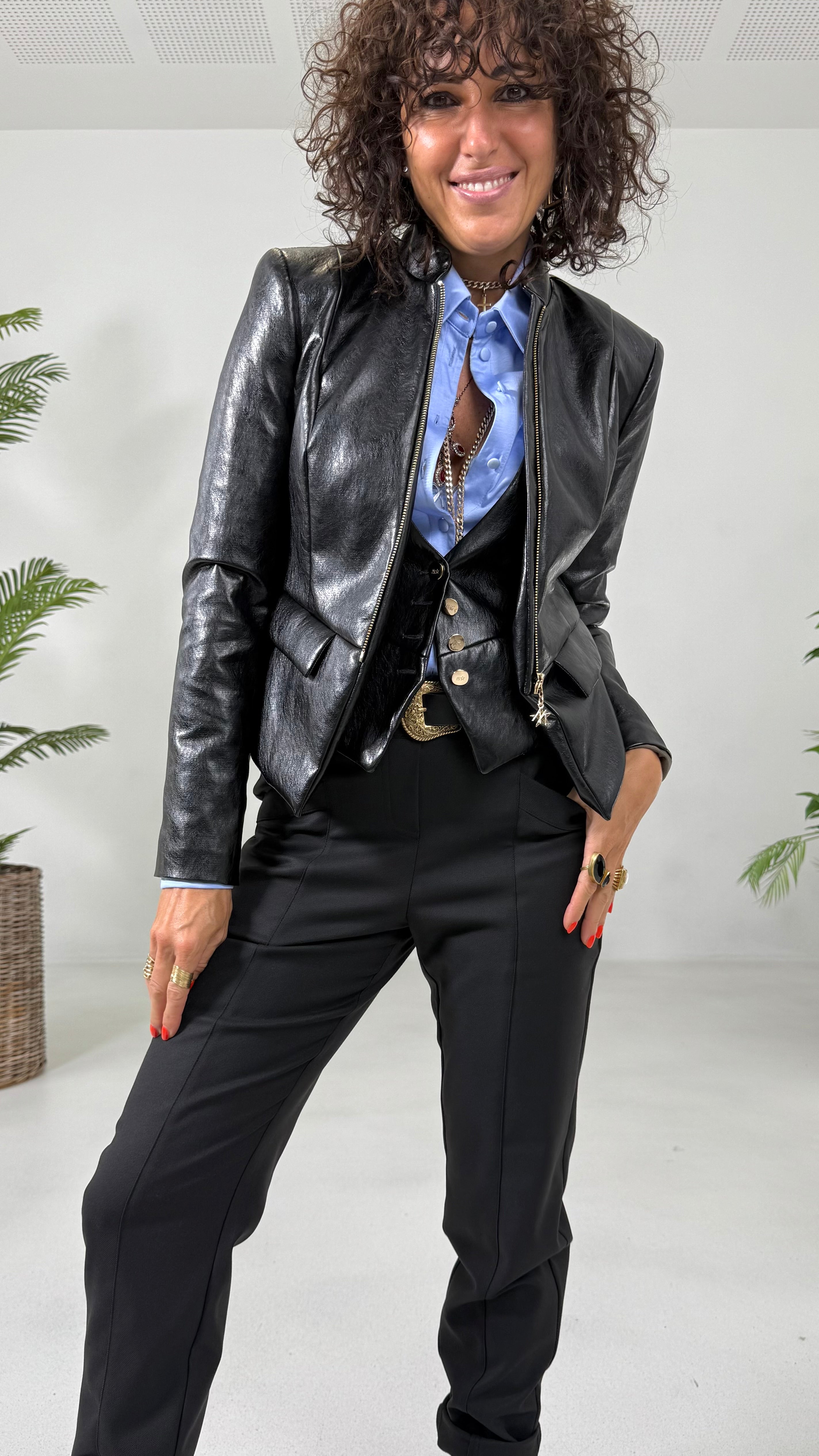 GILET IN FINTA PELLE MOSSA CON FODERA CANGIANTE