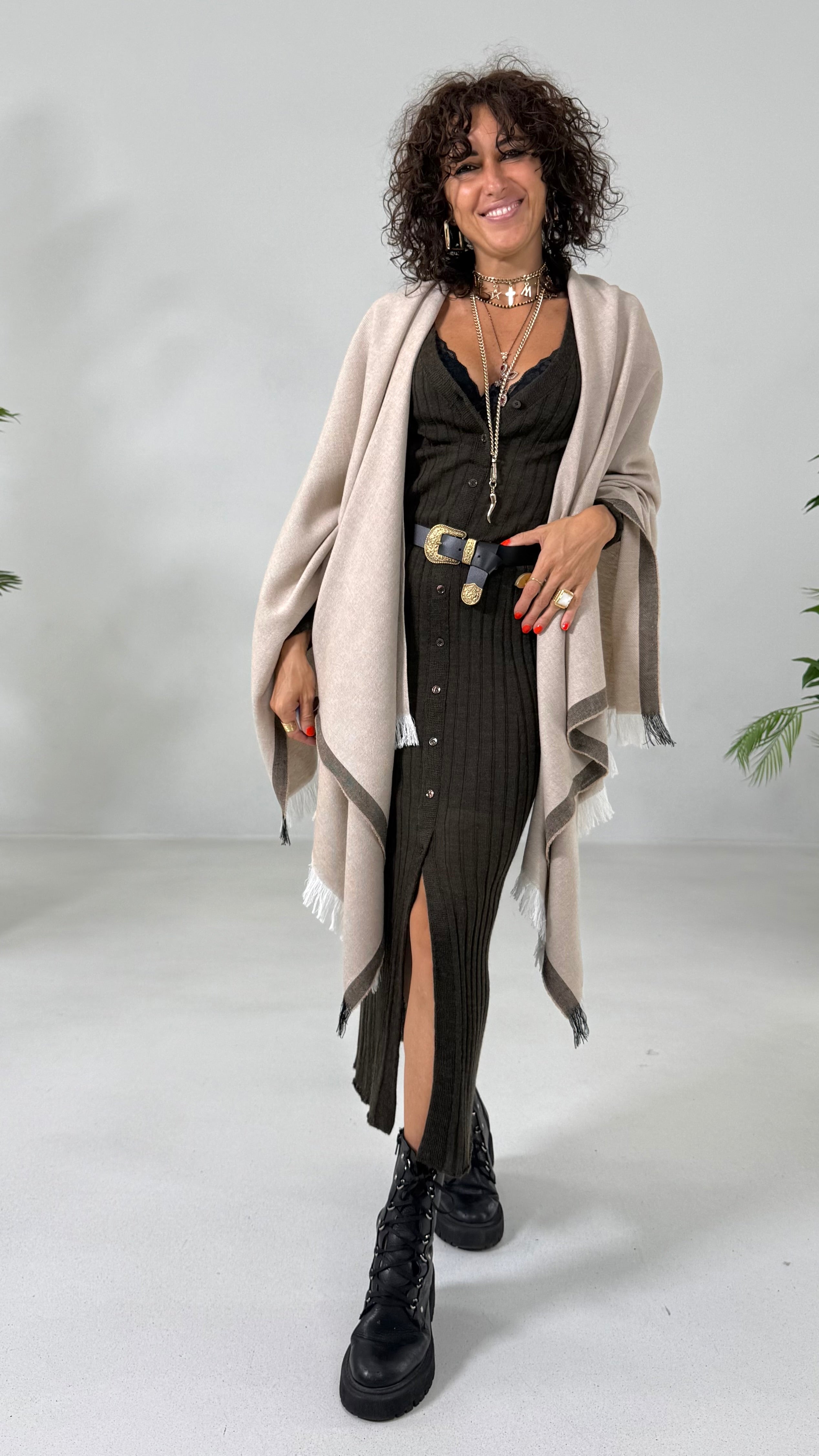 MANTELLA PONCHO COCCOLA