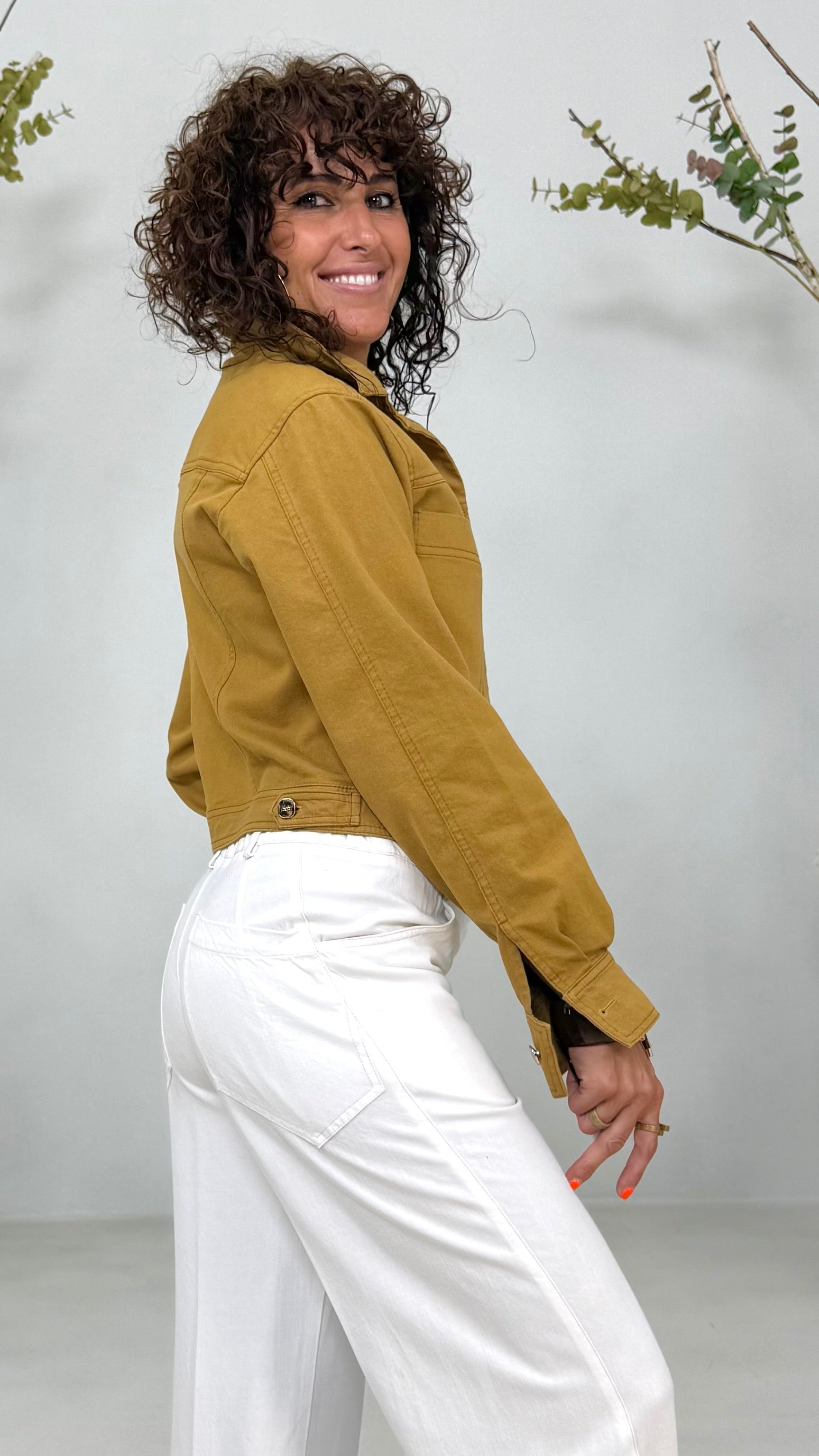 GIUBBETTO JEANS IN DENIM ELASTICIZZATO