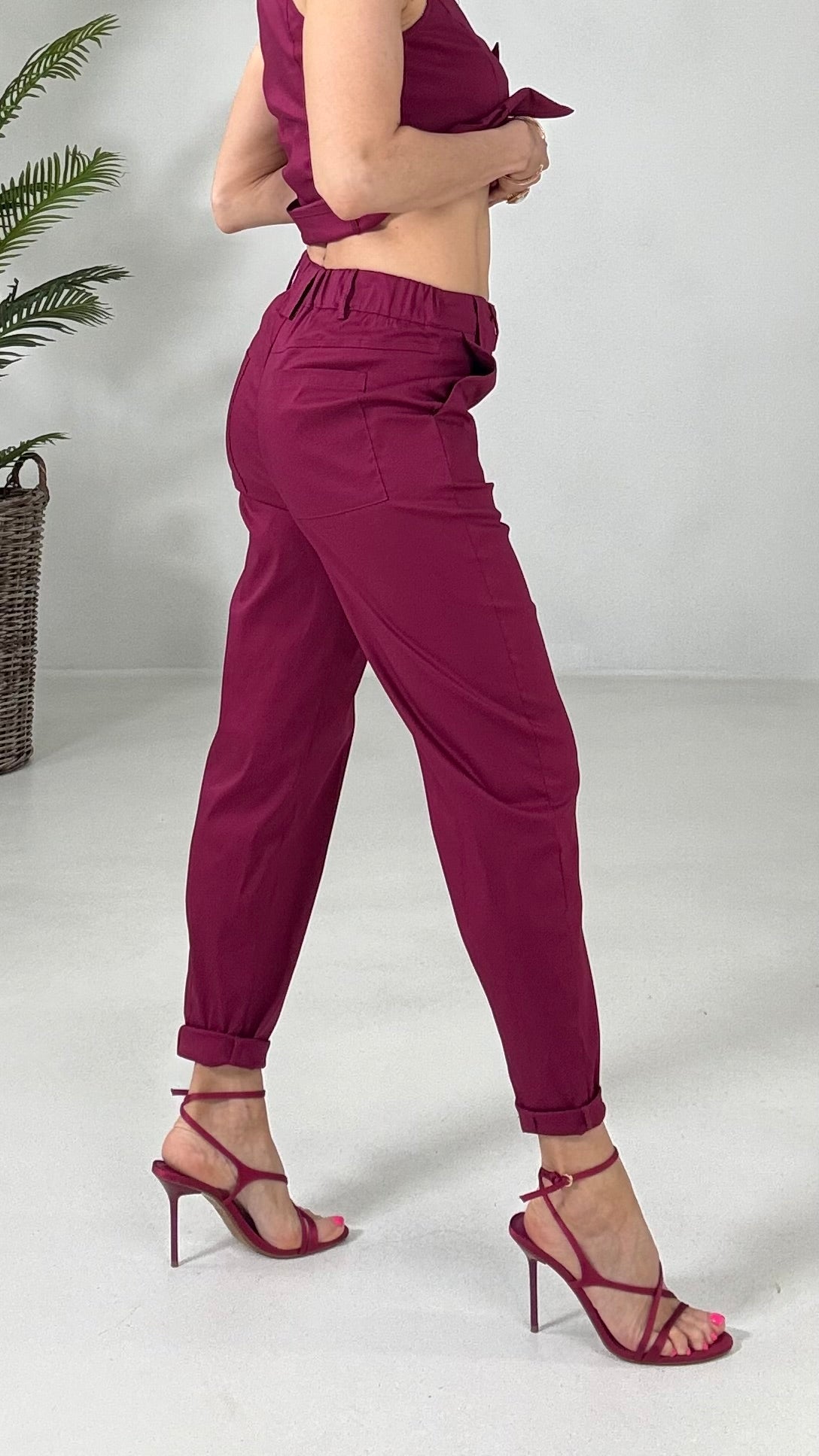 821 P25 AMARANTO BAGGY IN PELLE D UOVO