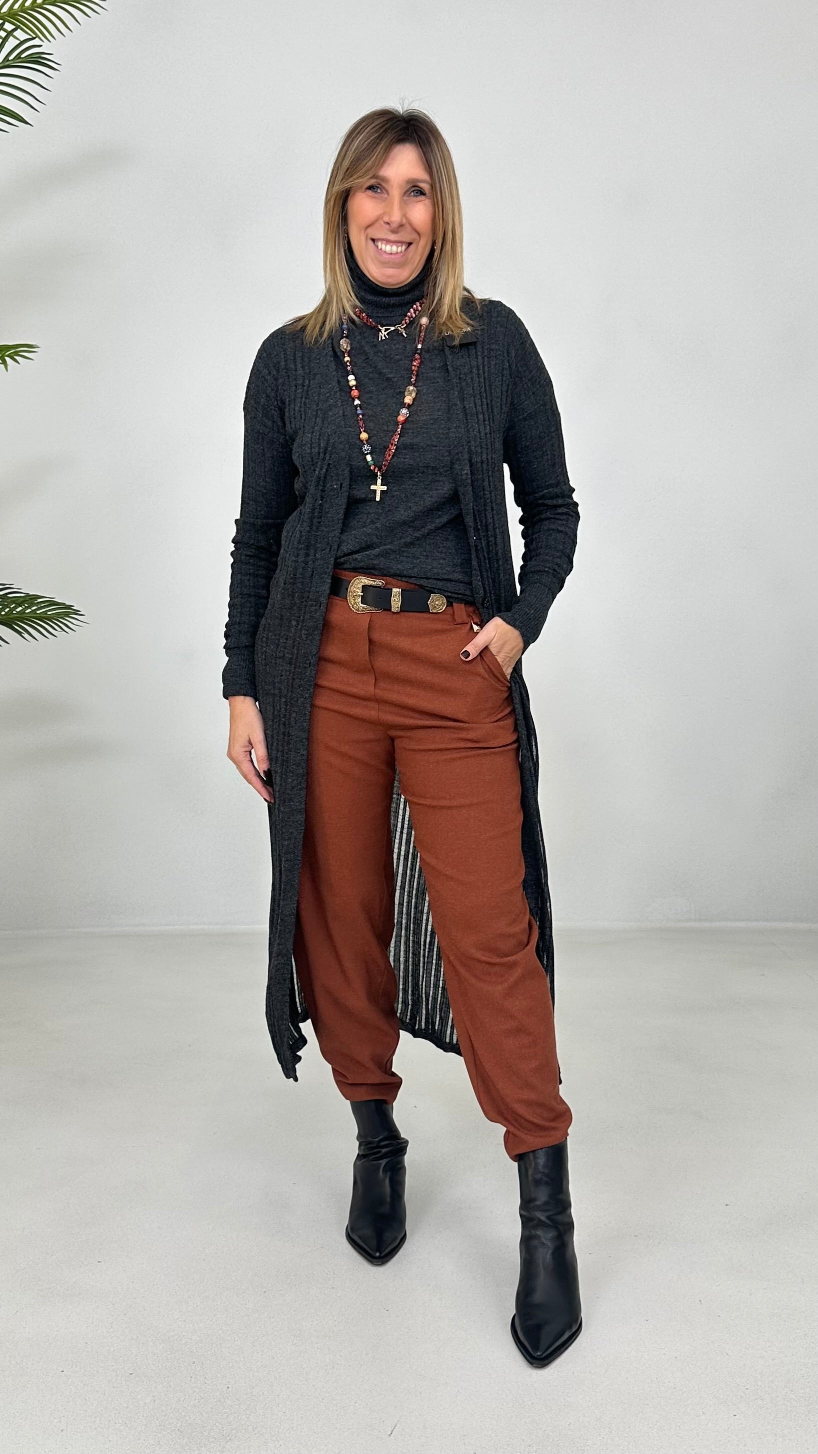 MAGLIA BASIC COLLO ALTO IN LANA VISCOSA