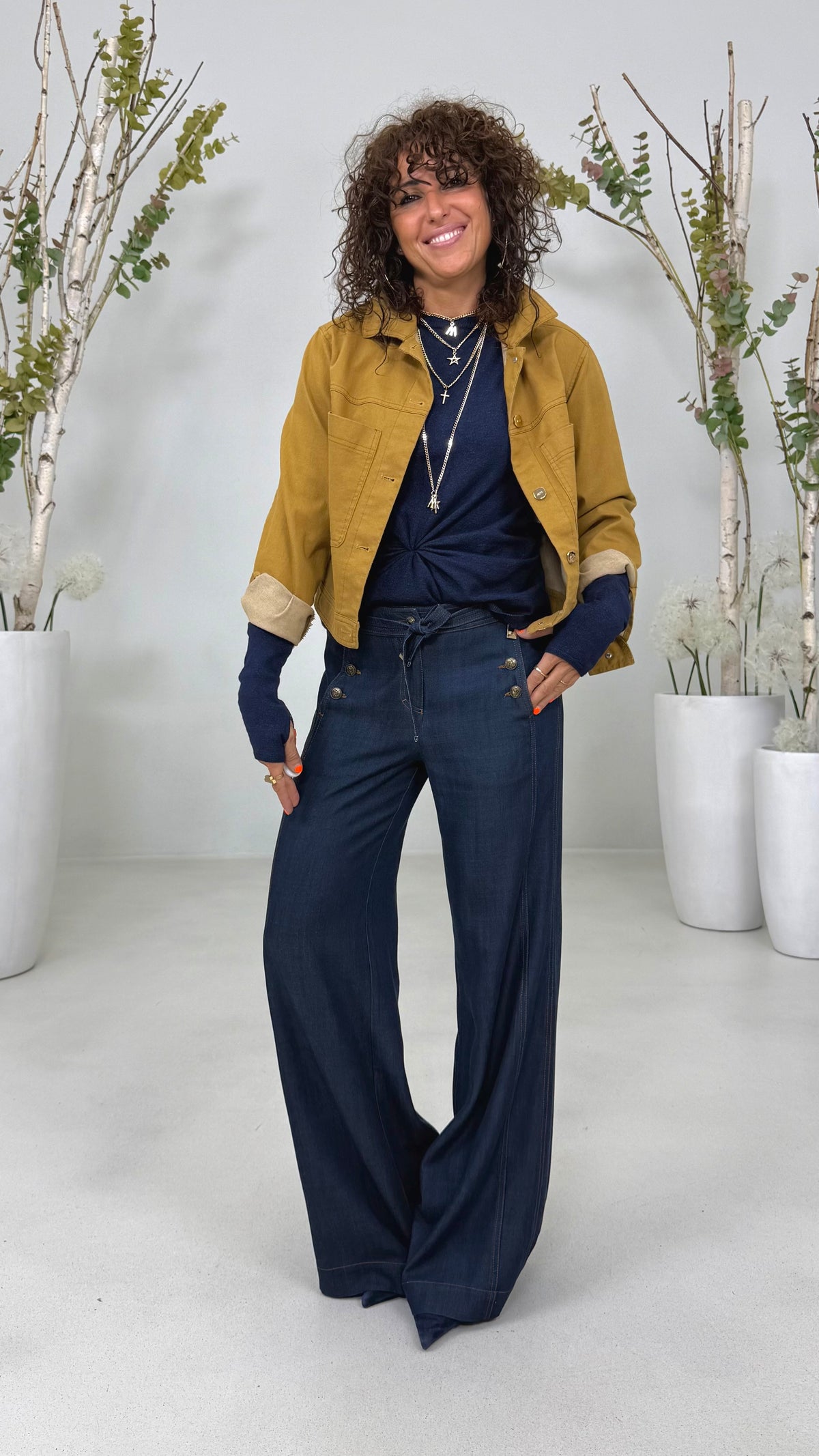 MAGLIA SLIM A GIROCOLLO CON ARRICCIO DAVANTI IN CALDA VISCOSA