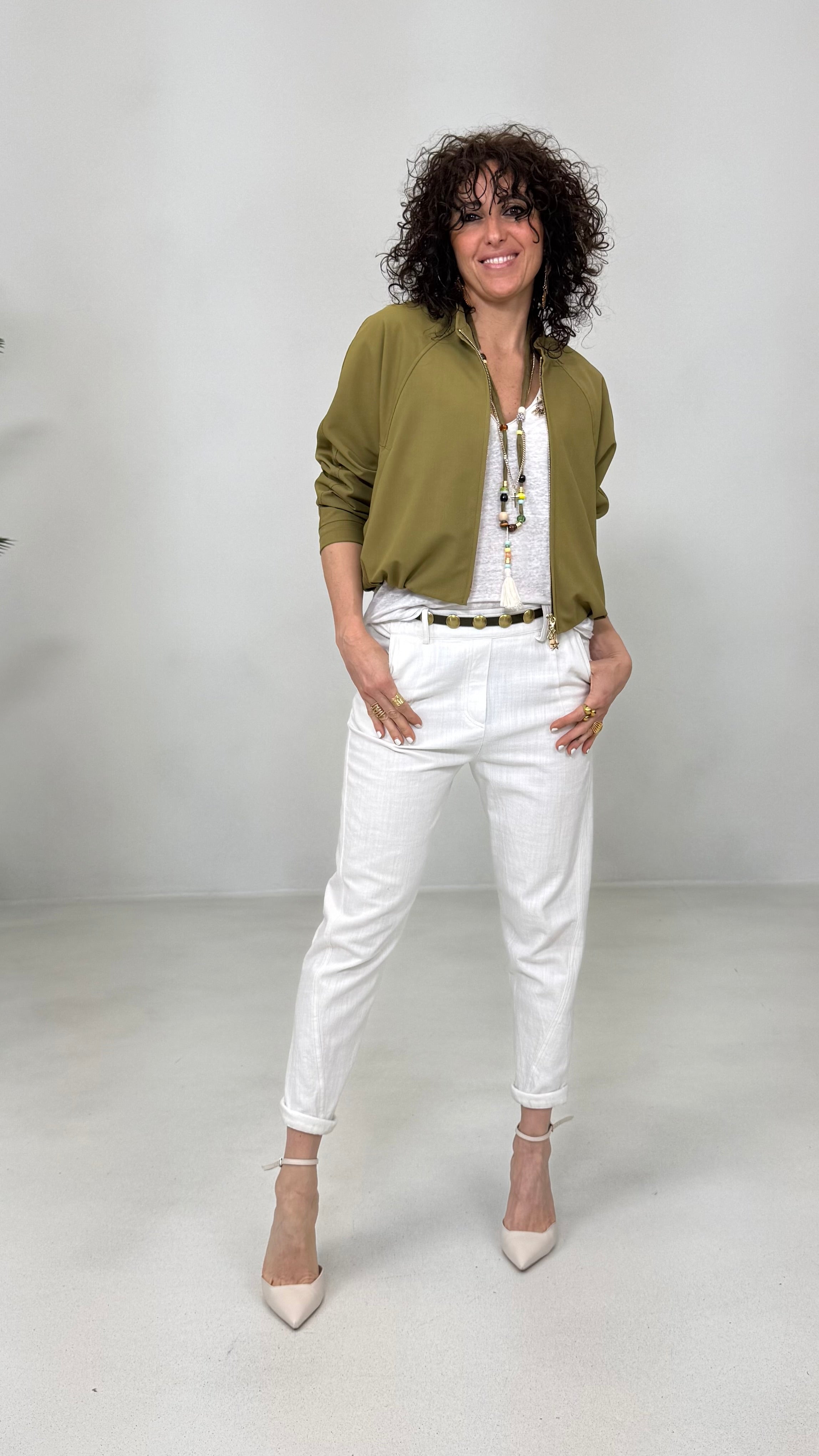 BOMBER LEGGERO ARRICCIATO AL FONDO