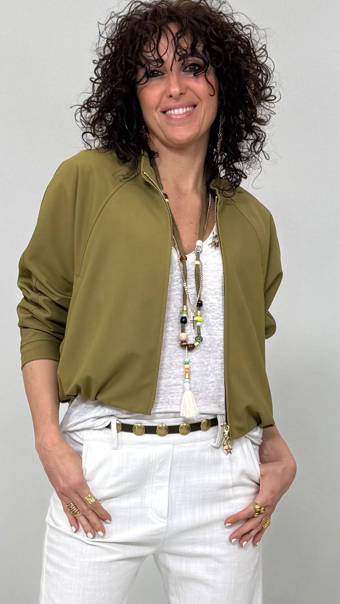 BOMBER LEGGERO ARRICCIATO AL FONDO