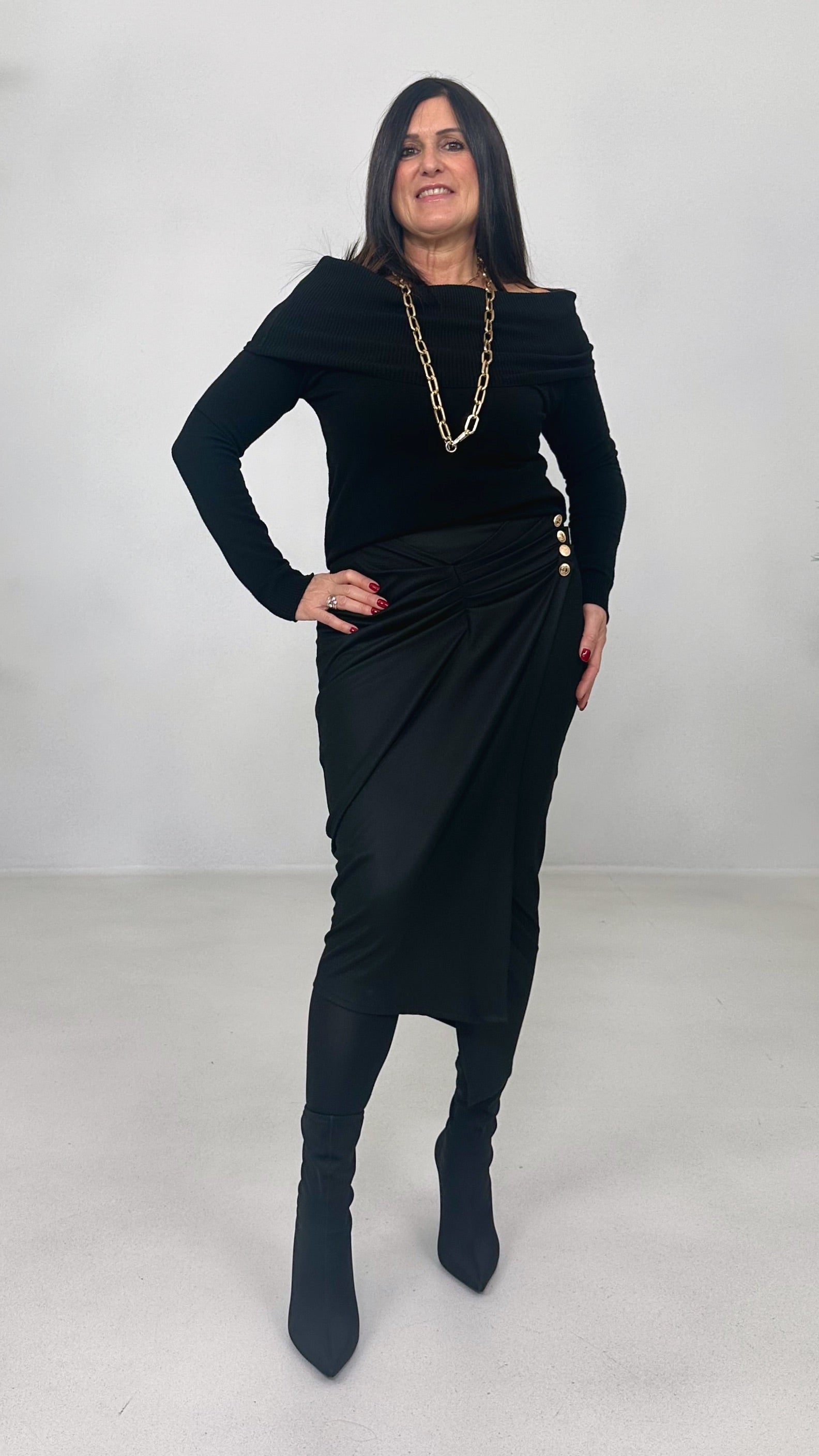 MAGLIA IN CALDA VISCOSA LINEA DRITTA COLLO SHIFFER