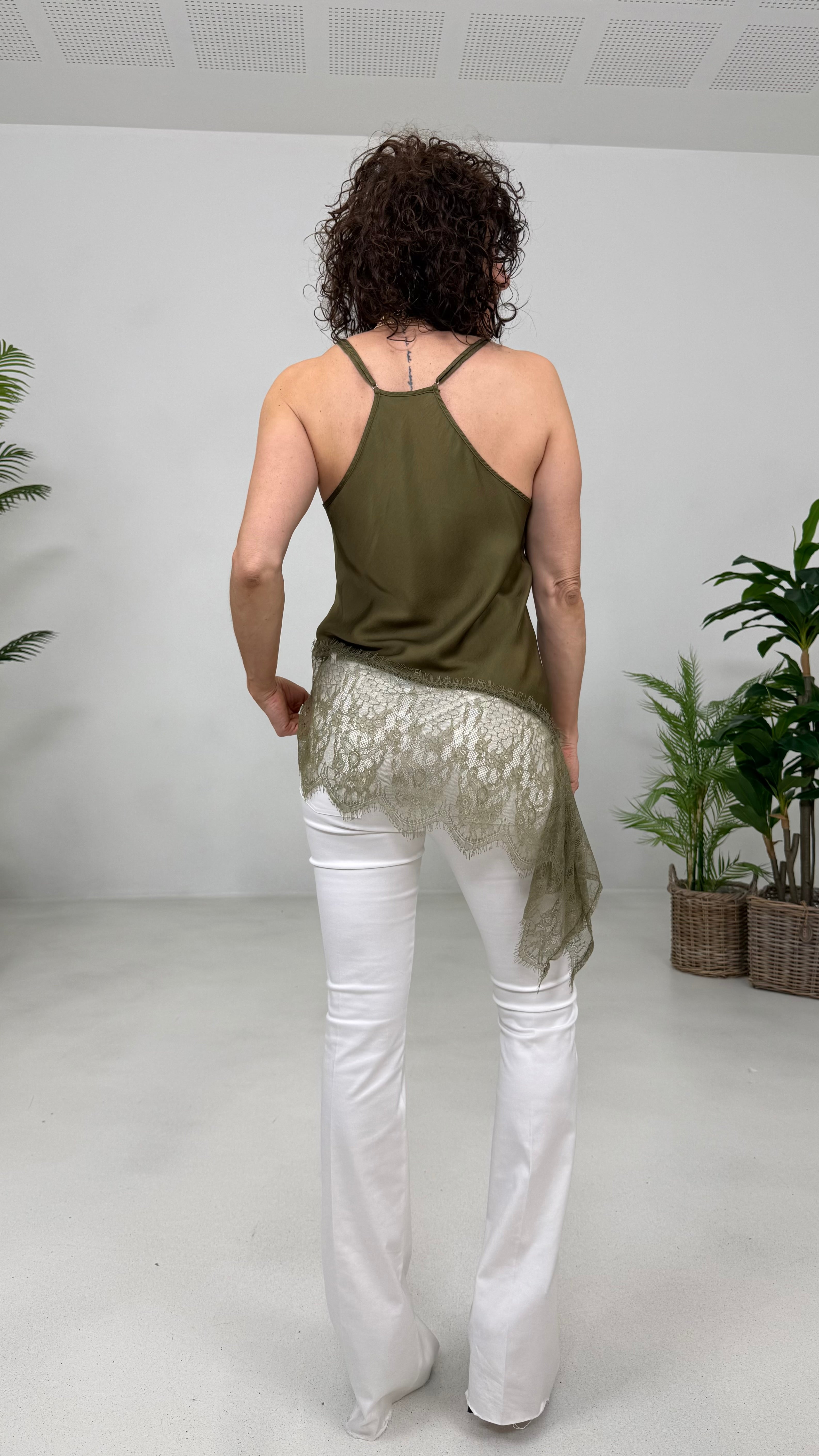 TOP ASIMMETRICO PIZZO IN TONO