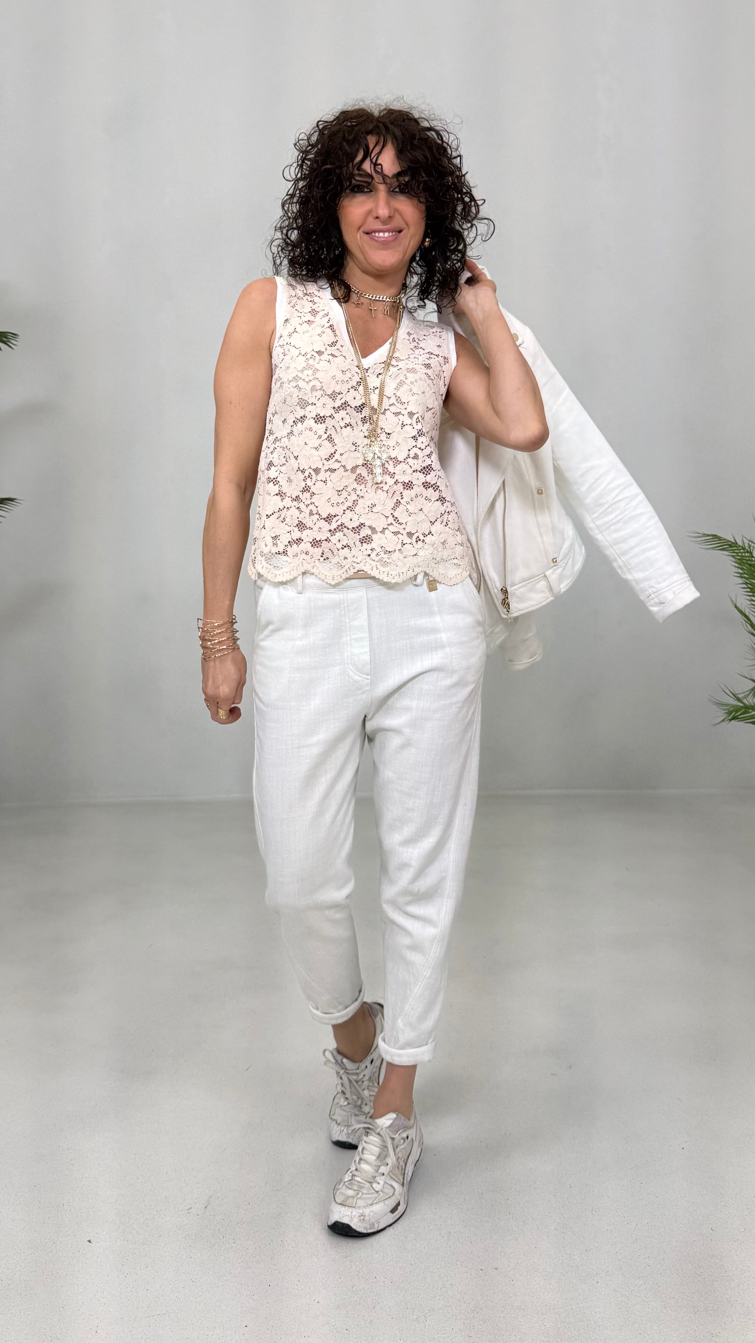 TOP IN PIZZO MACRAME' CAPPE AL FONDO