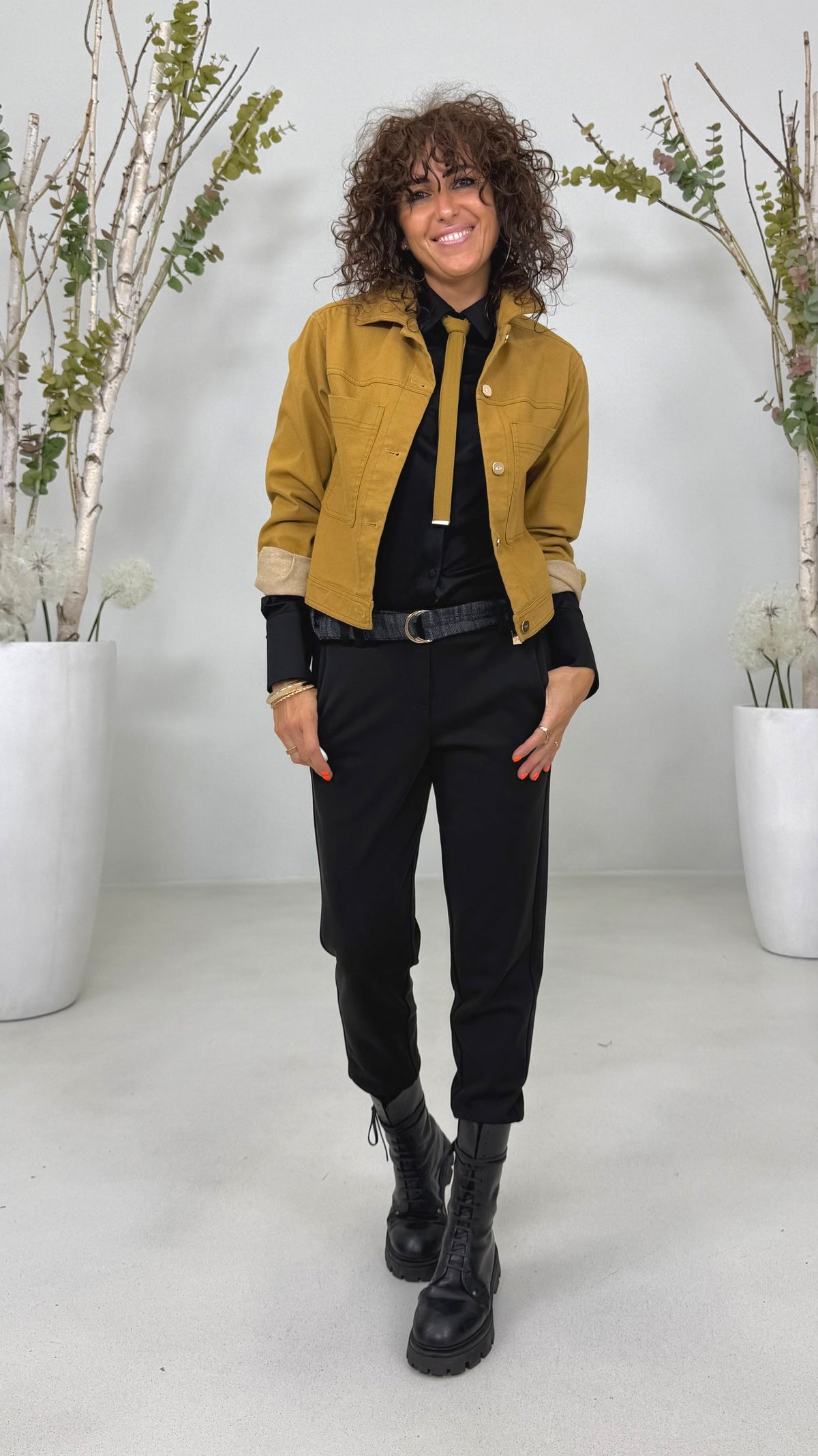 GIUBBETTO JEANS IN DENIM ELASTICIZZATO