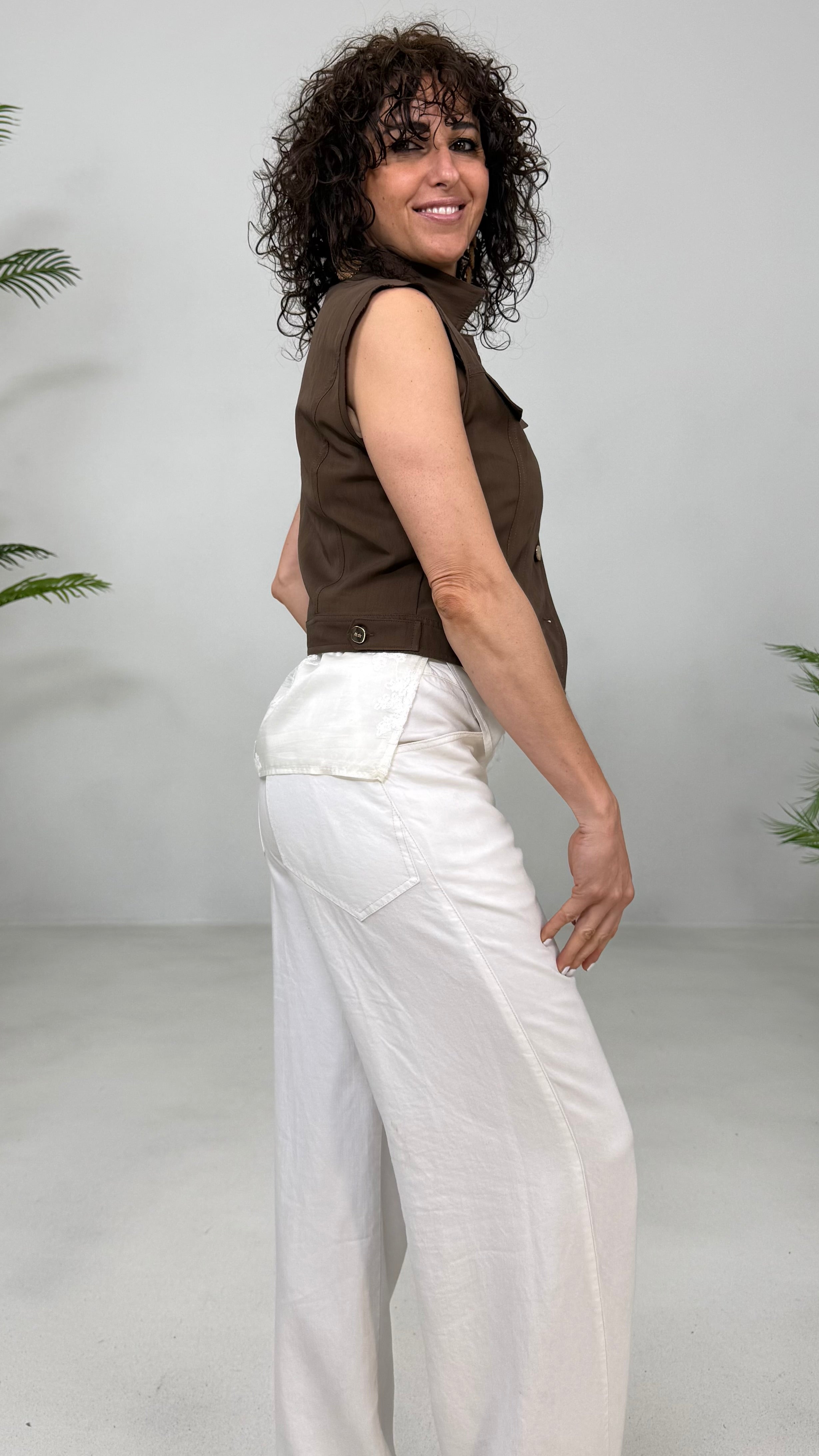 GILET CON COLLETTO IN TESSUTO EFFETTO LAVATO
