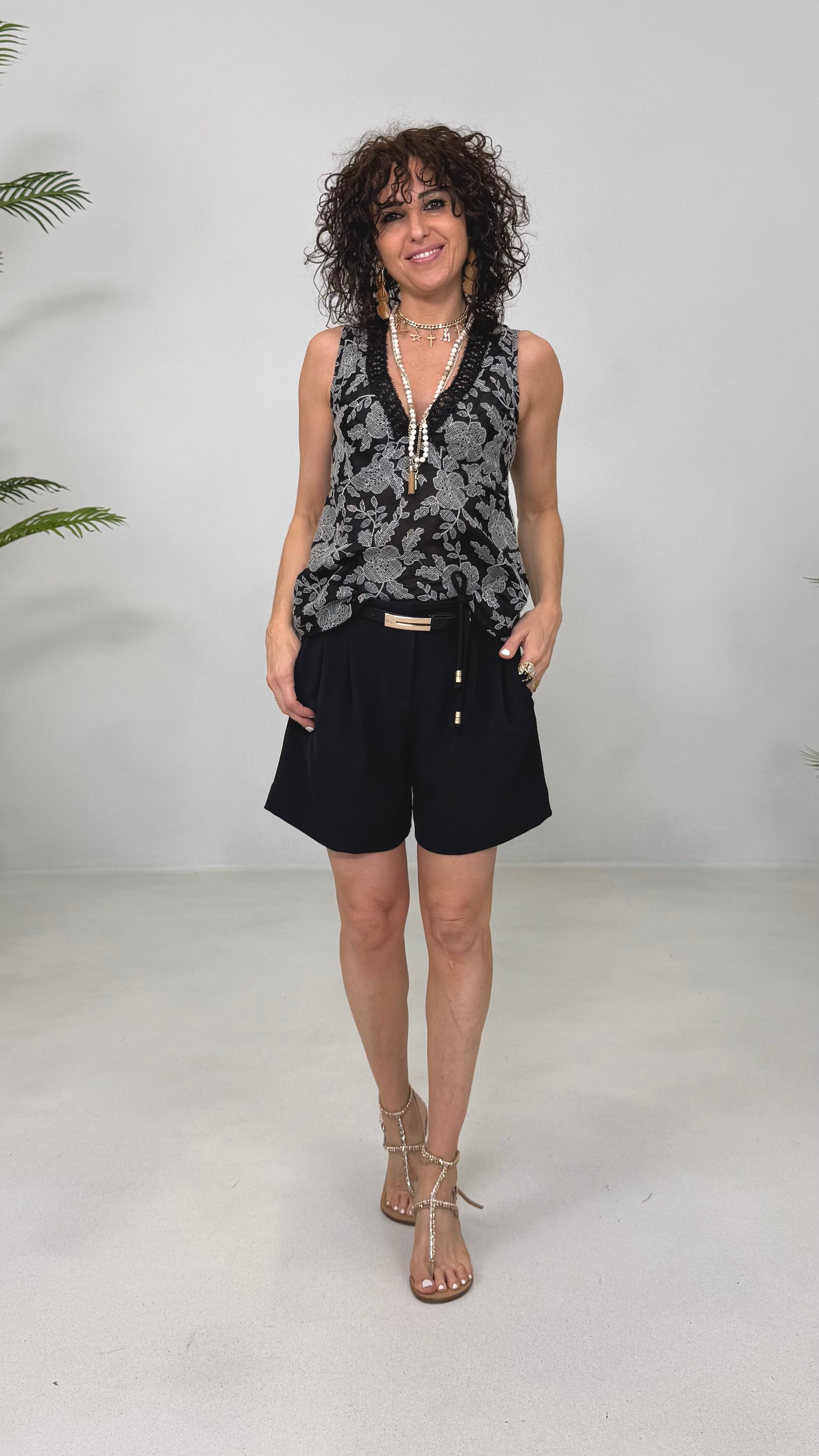 BERMUDA IN CADY FLUIDO LACCI DAVANTI