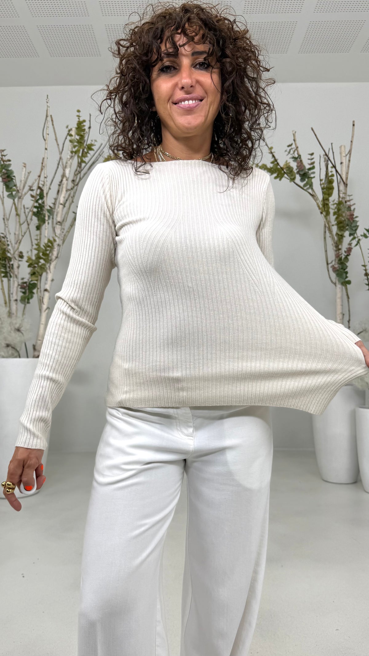 MAGLIA COSTINA SLIM SCOLLO A BARCHETTA IN CALDA VISCOSA
