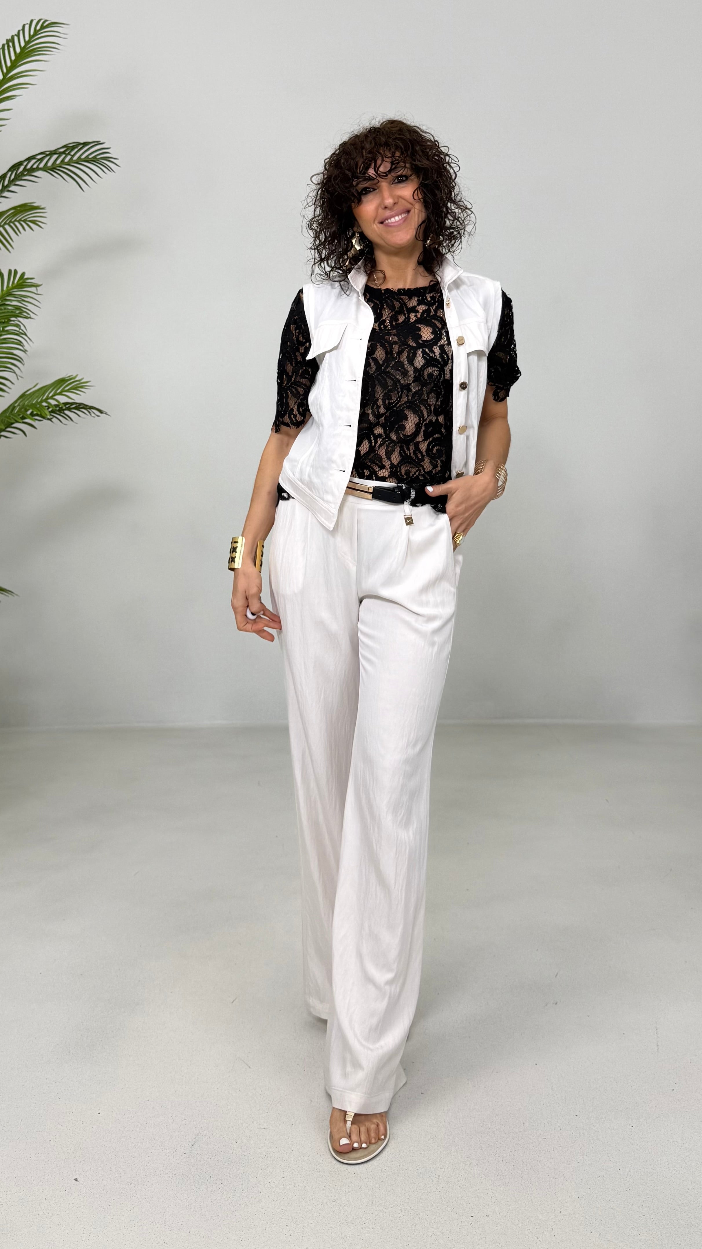 BLUSA LINEA SLIM IN PIZZO SMERLATO