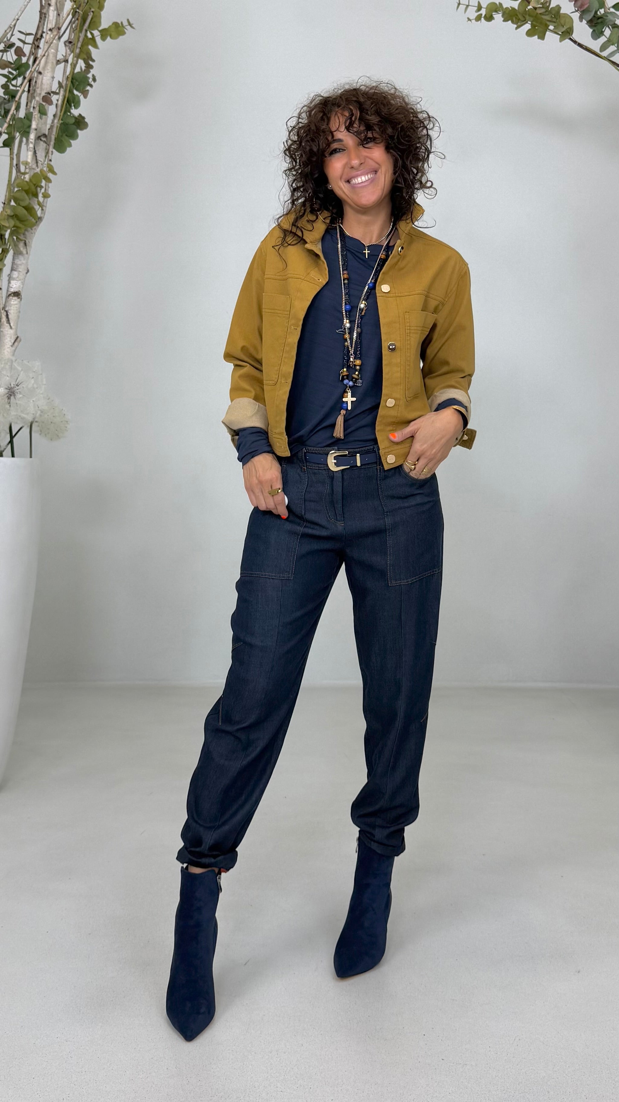 GIUBBETTO JEANS IN DENIM ELASTICIZZATO