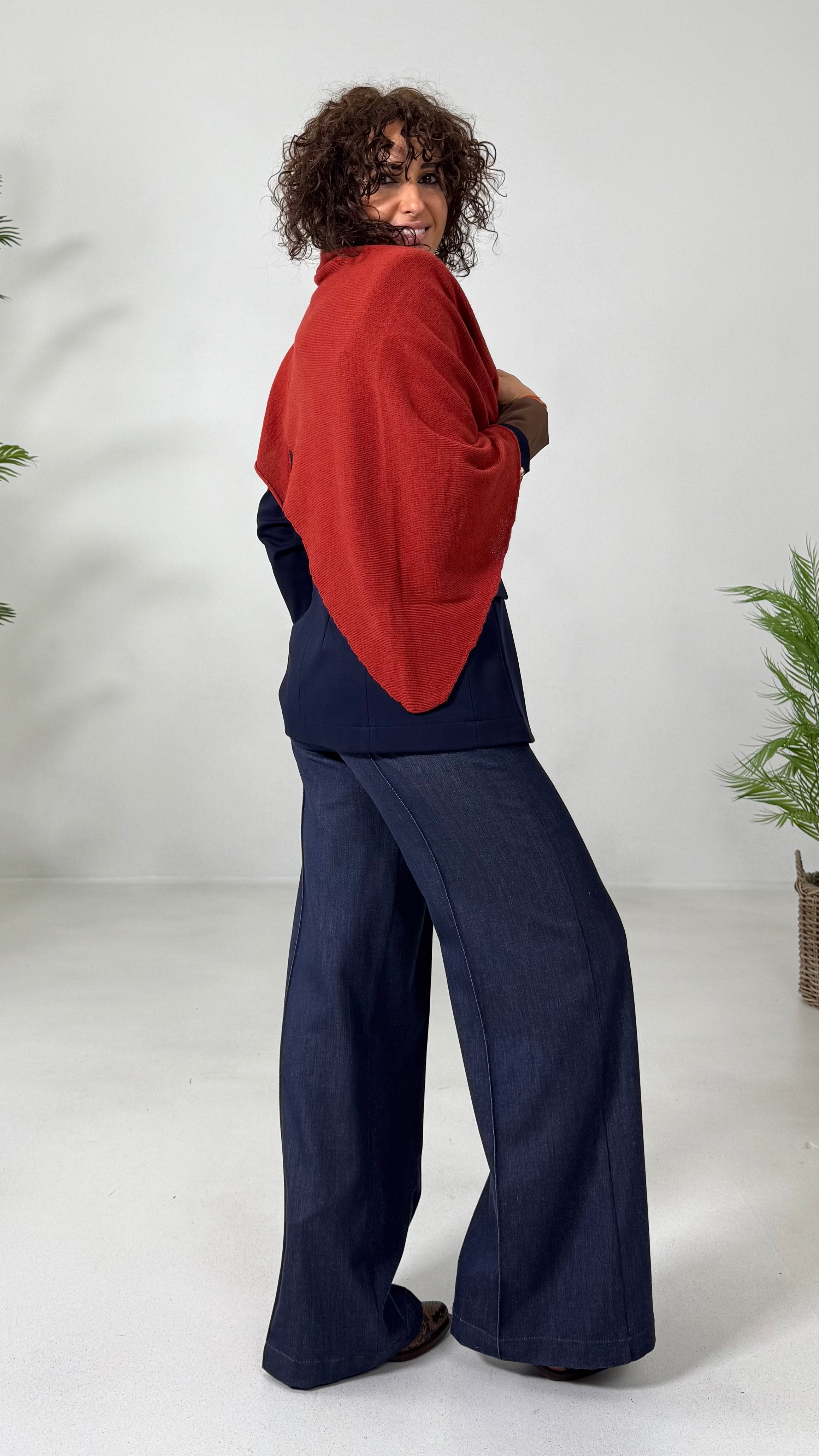 SCIARPA MANTELLA TRIANGOLARE IN MISTO CASHMERE