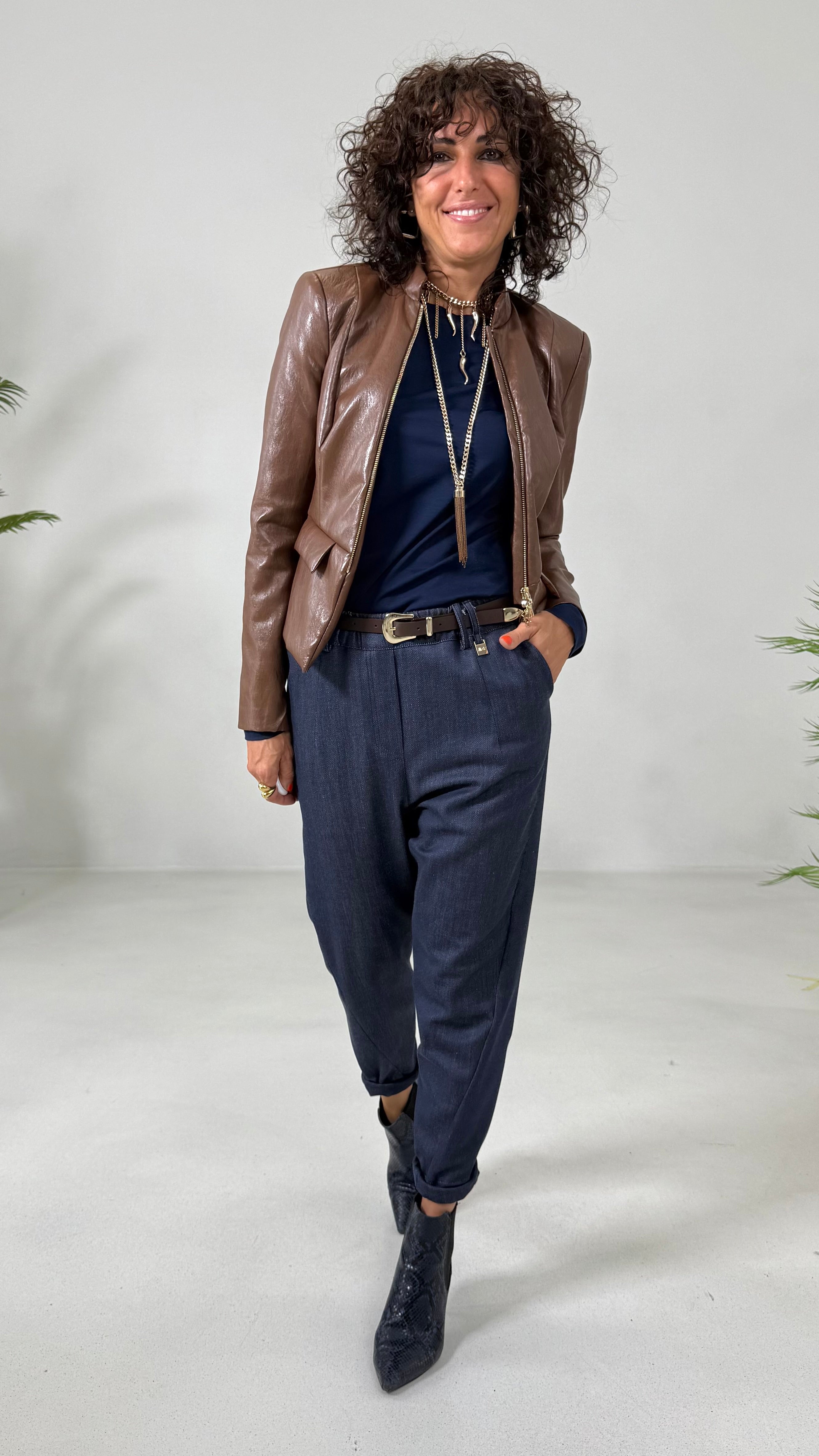 T-SHIRT BASIC MANICA LUNGA IN JERSEY DI COTONE MODAL