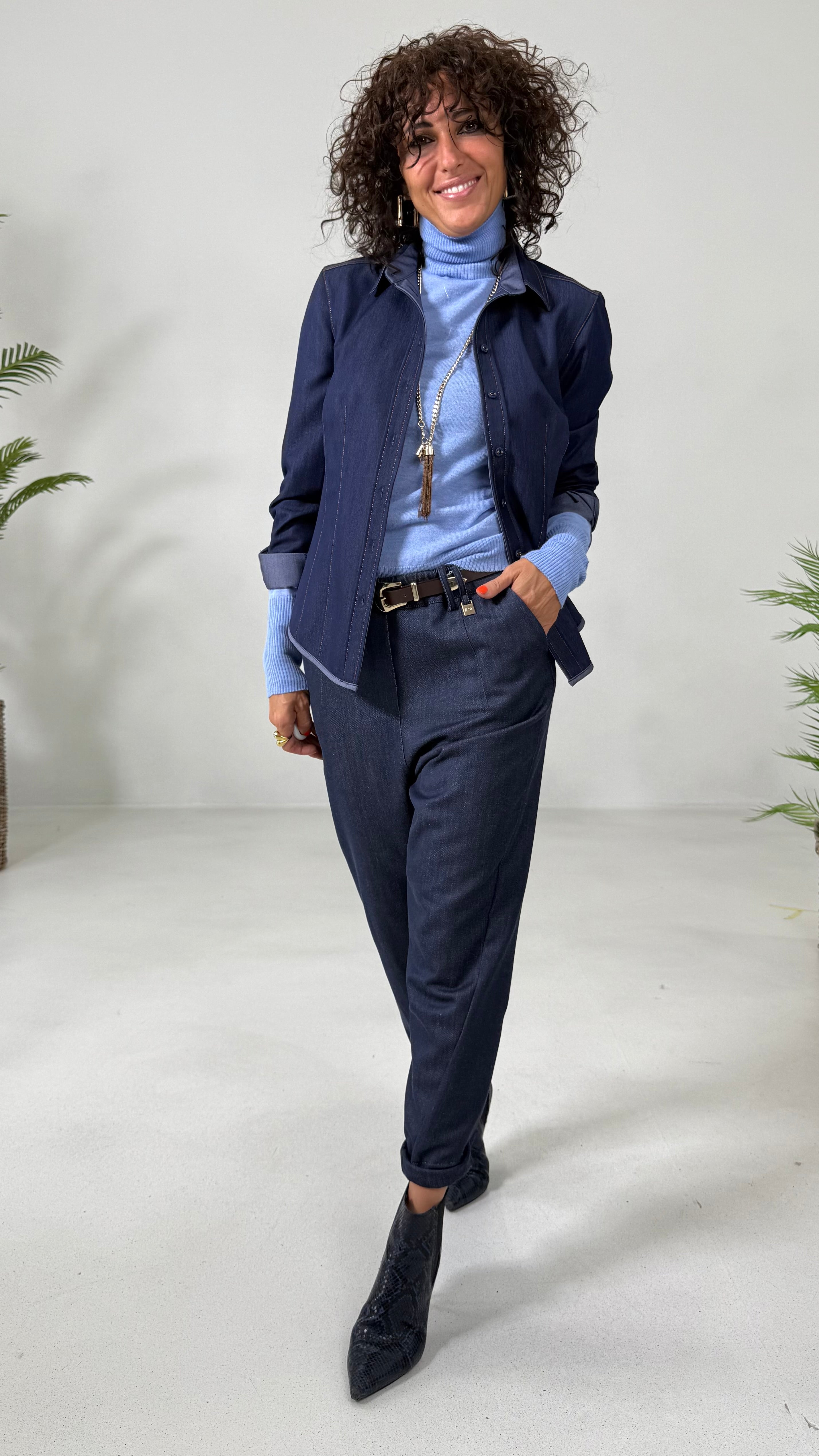MAGLIA BASIC COLLO ALTO IN LANA VISCOSA