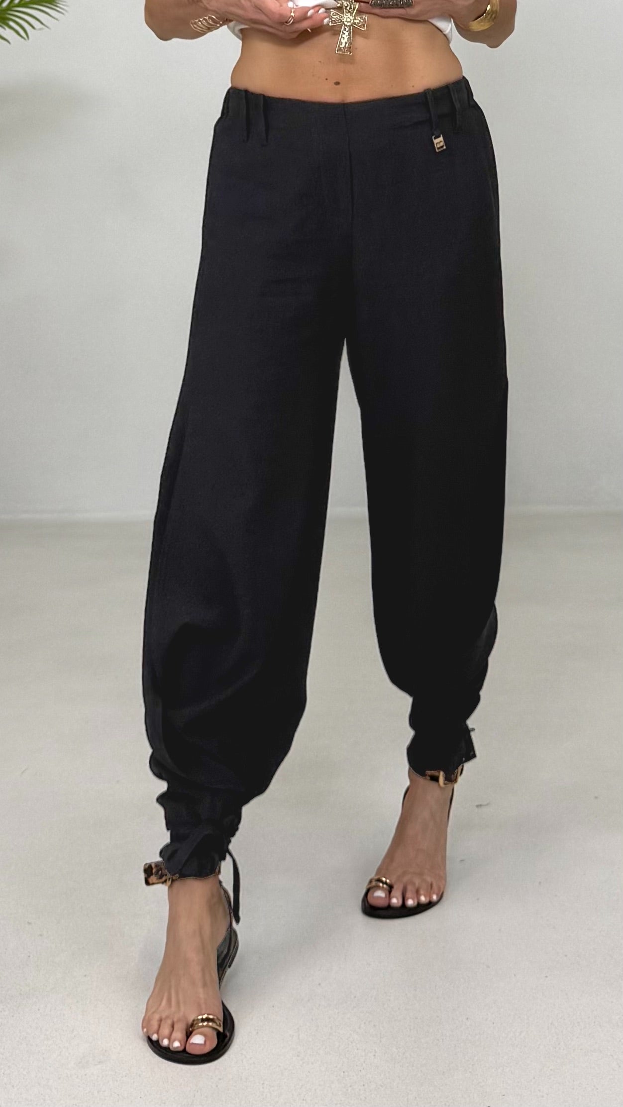 PANTALONE ODALISCA CON SPACCHI IN VISCOSA CRASH