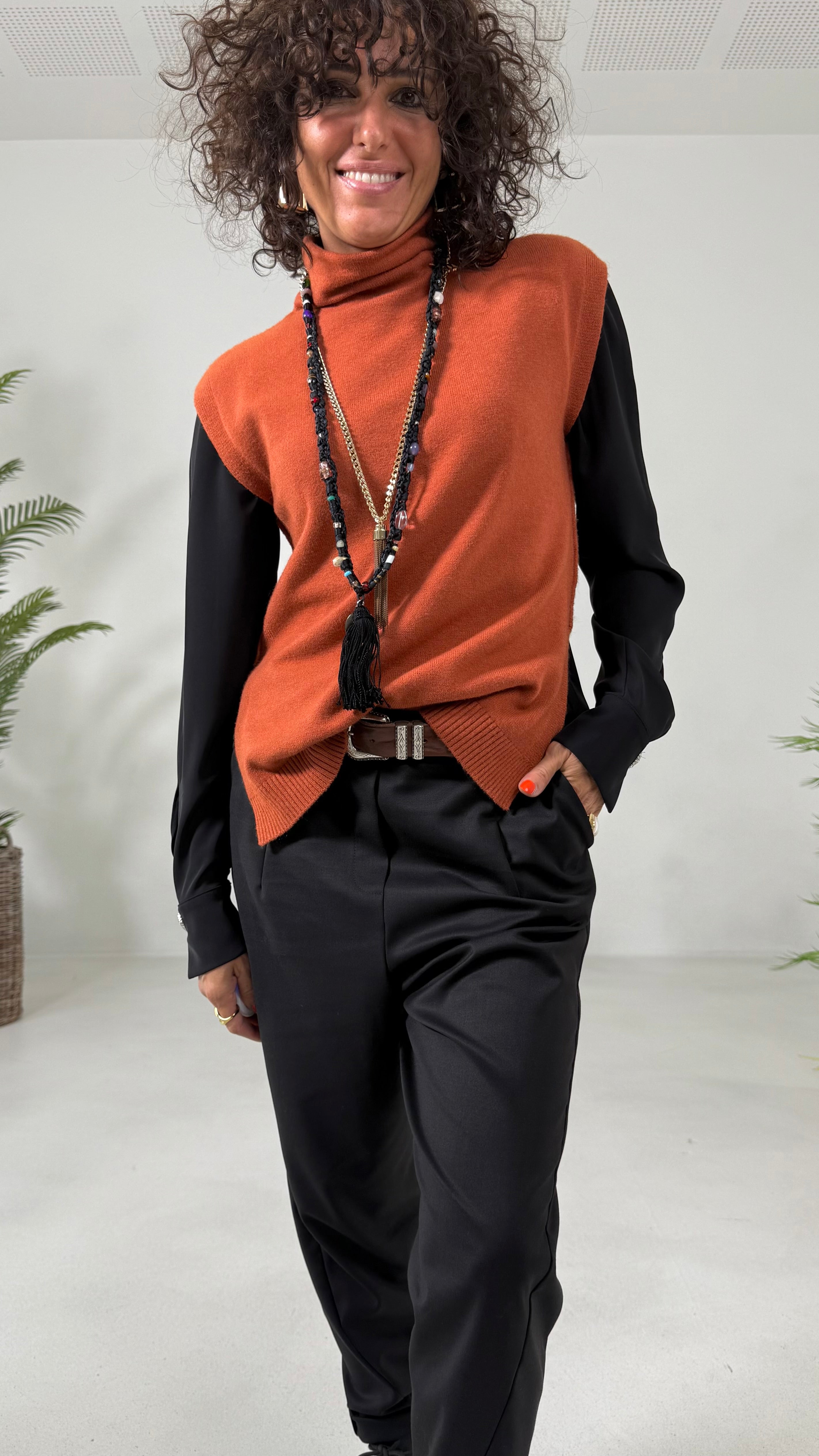 GILET COLLO ALTO IN CALDA VISCOSA