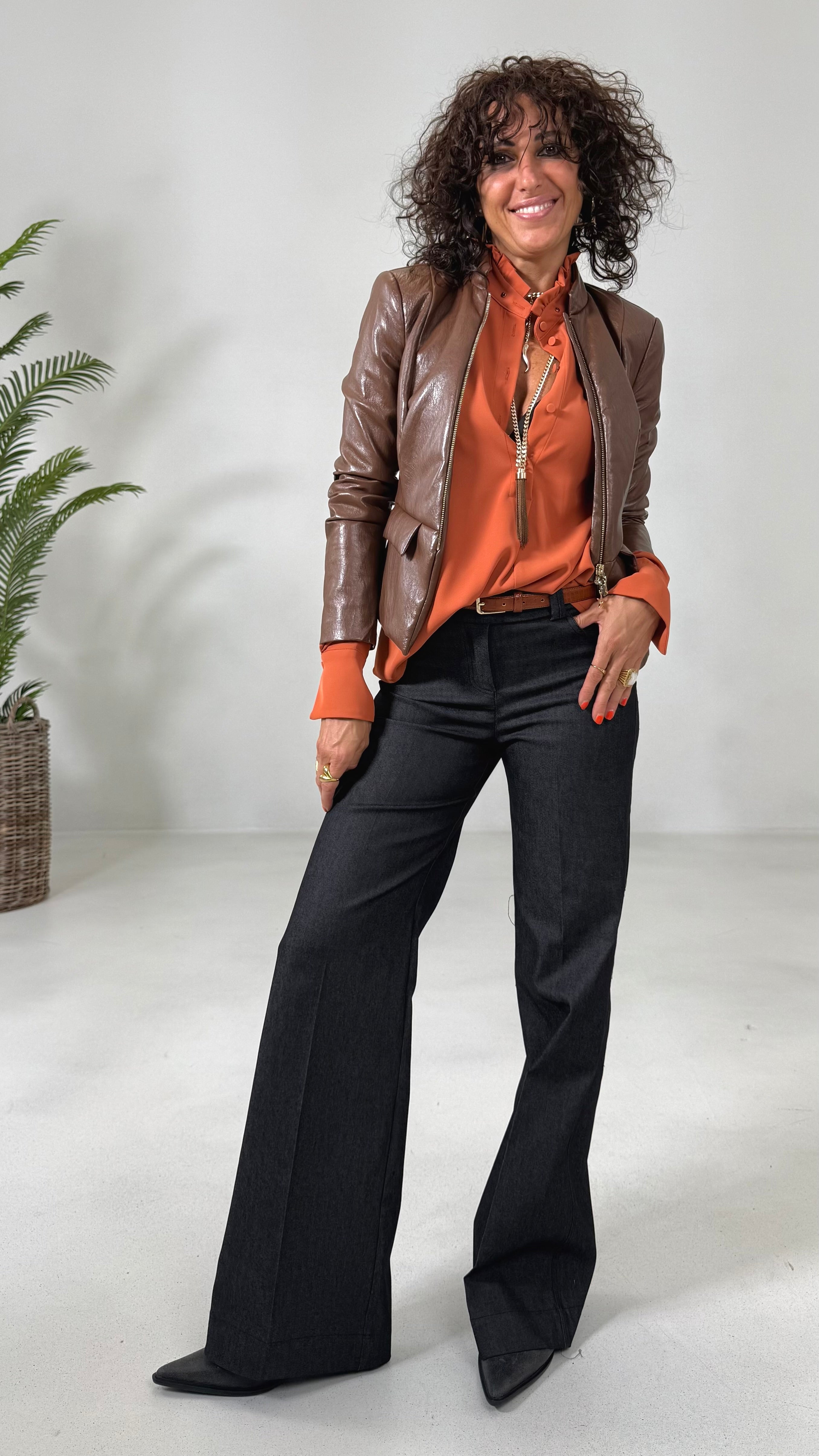 CAMICIA IN CADY FLUIDO CON BORCHIE COLLO
