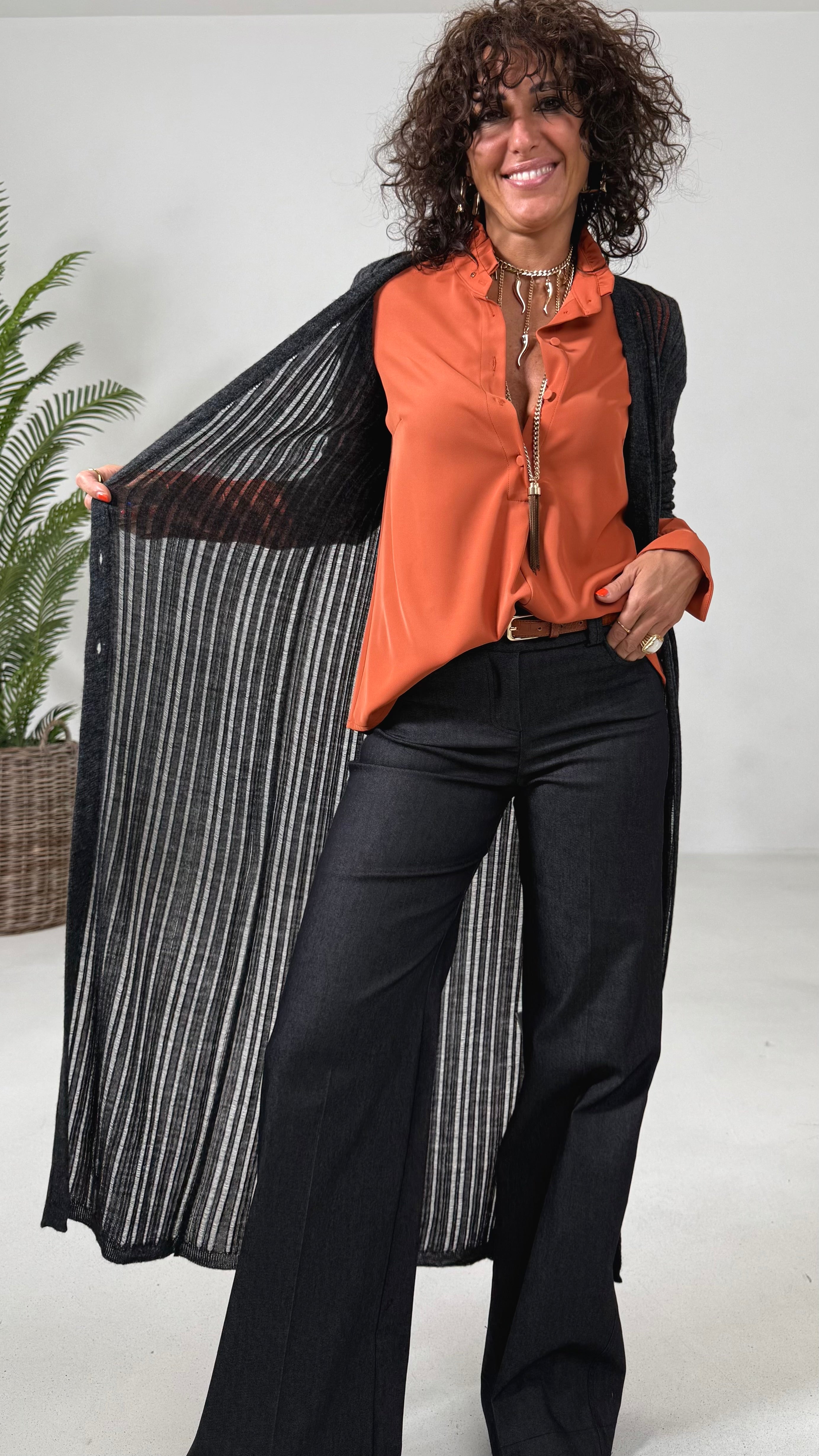 CAMICIA IN CADY FLUIDO CON BORCHIE COLLO