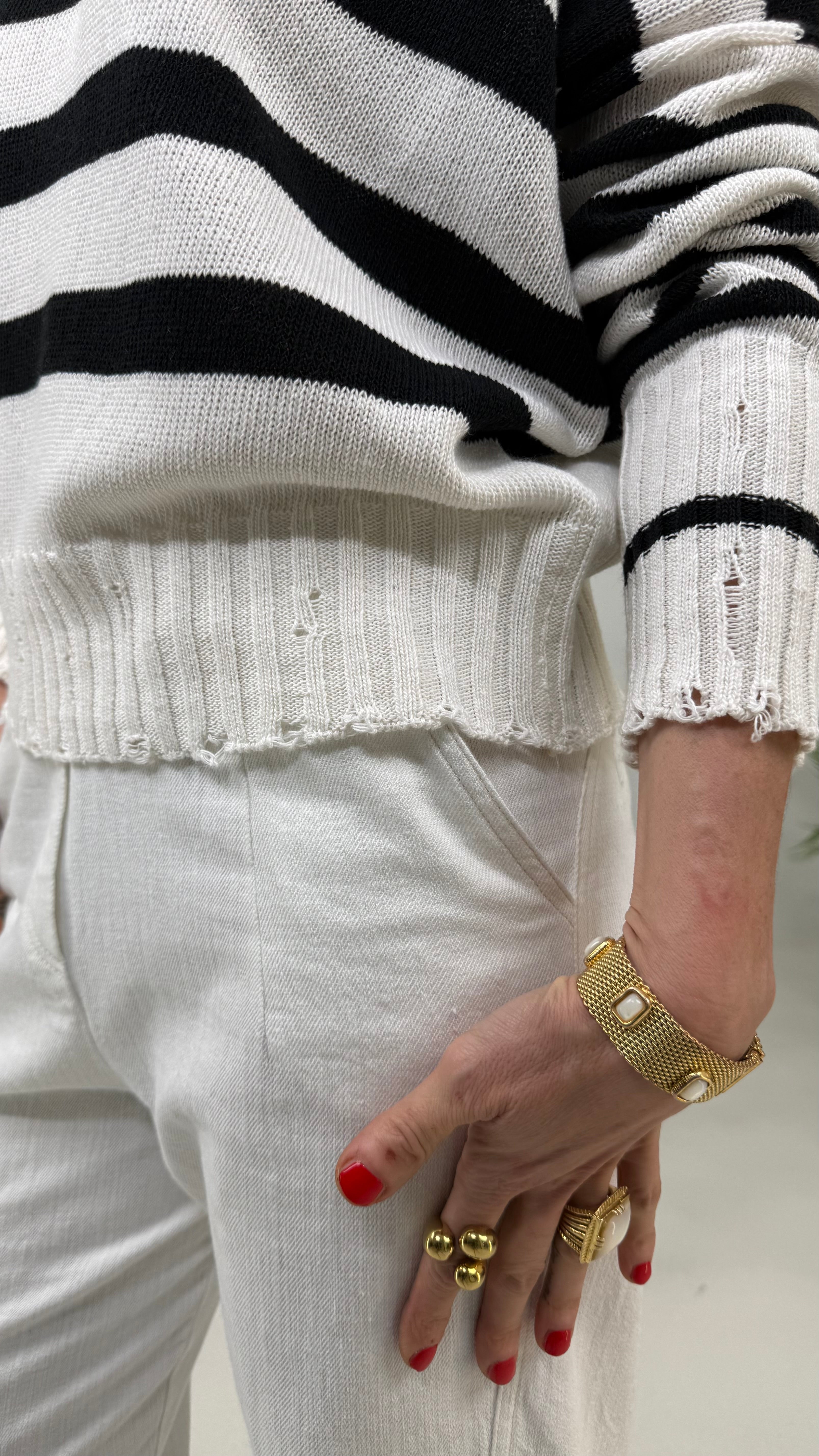 MAGLIA A RIGHE IN COTONE CON ROTTURE