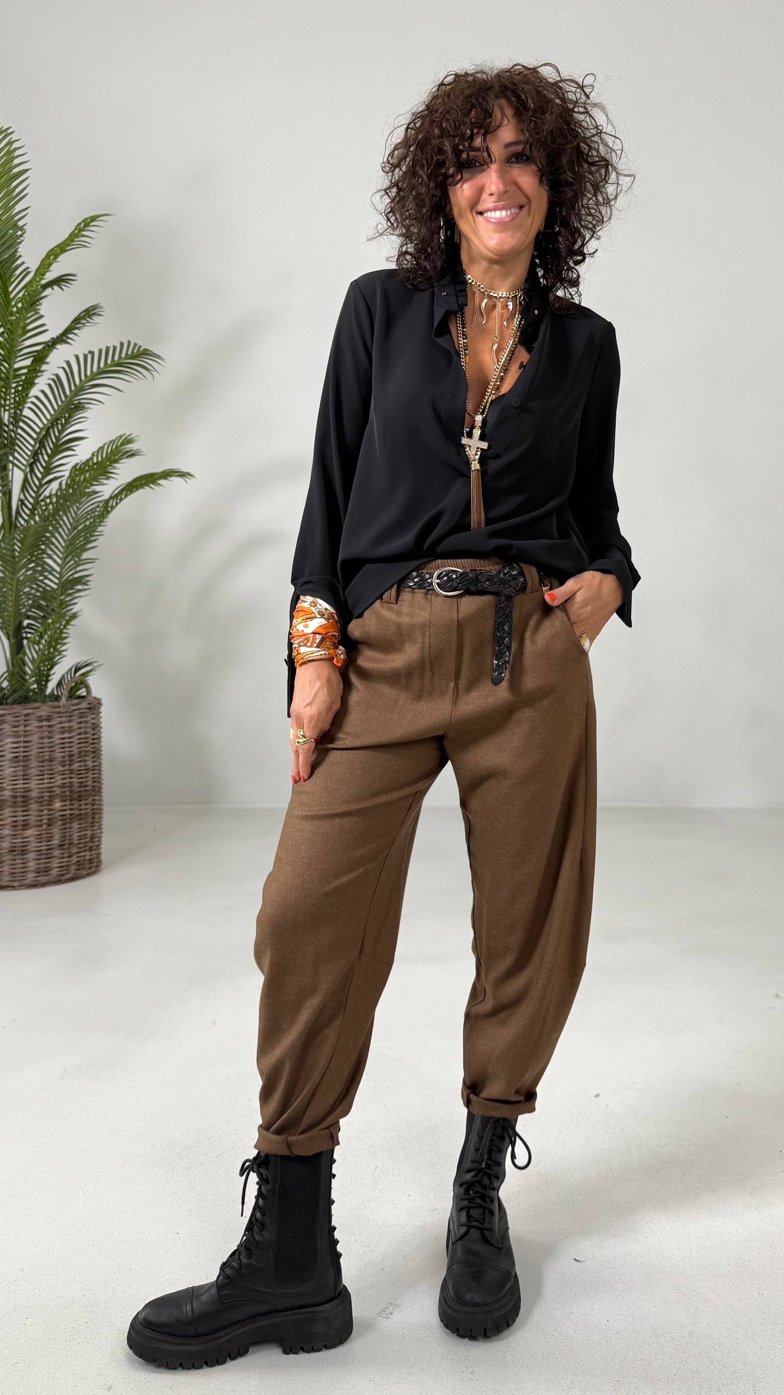 CAMICIA IN CADY FLUIDO CON BORCHIE COLLO