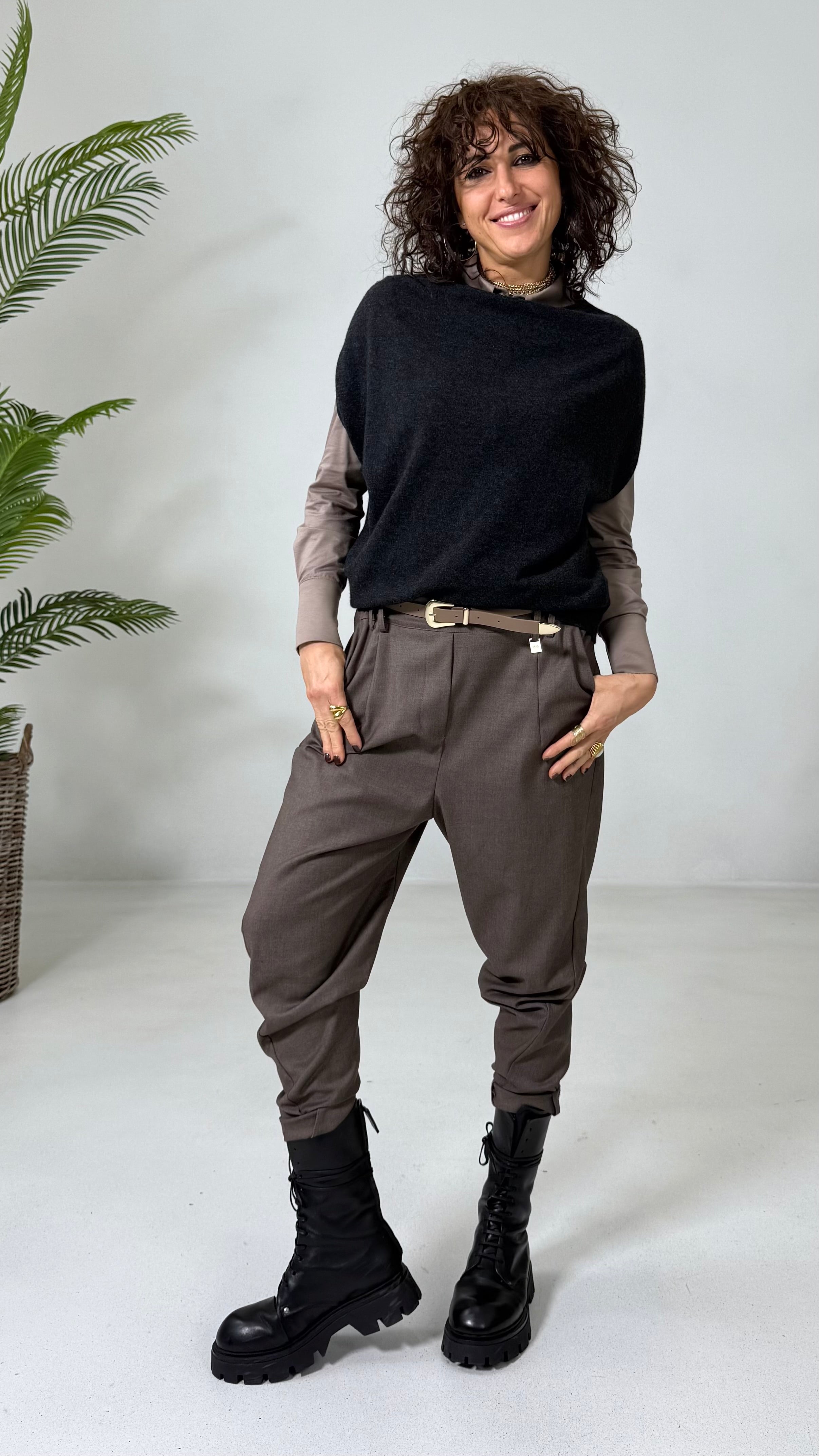 MAGLIA GILET CON MANICA SCESA IN MISTO CASHMERE