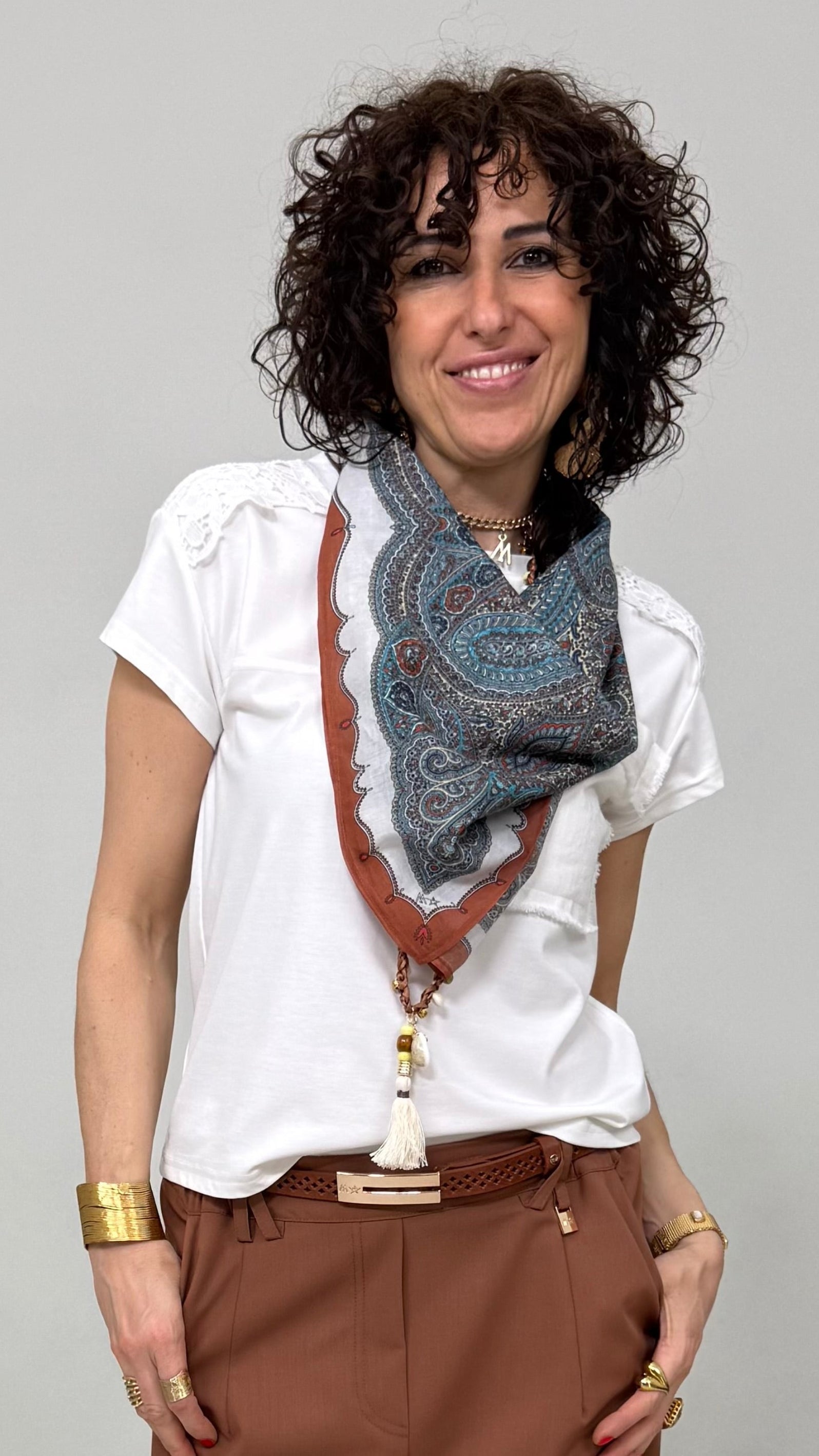 FOULARD IN VISCOSA IN FANTASIA