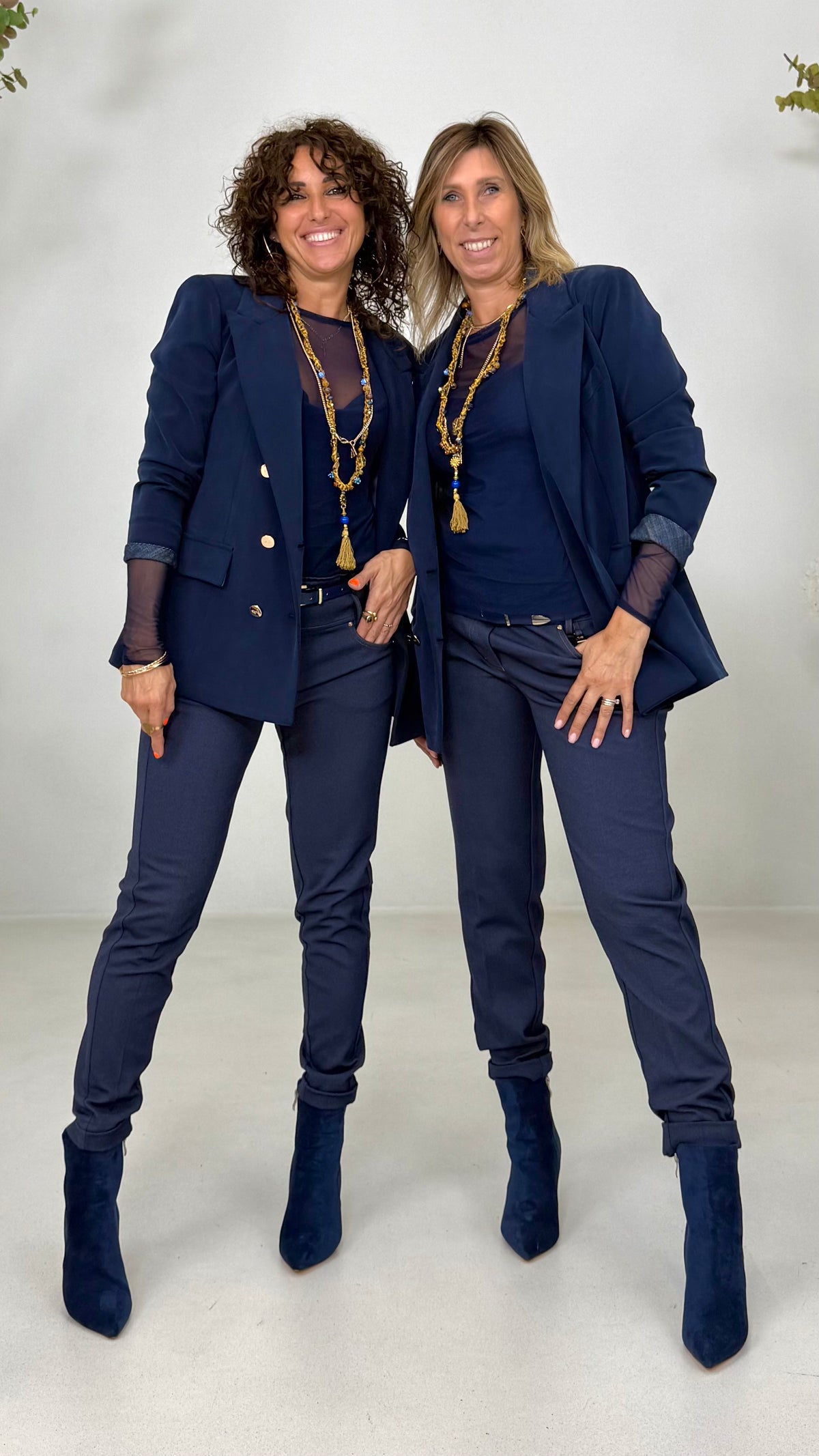 GINNICO DI JEANS PUNTO MILANO