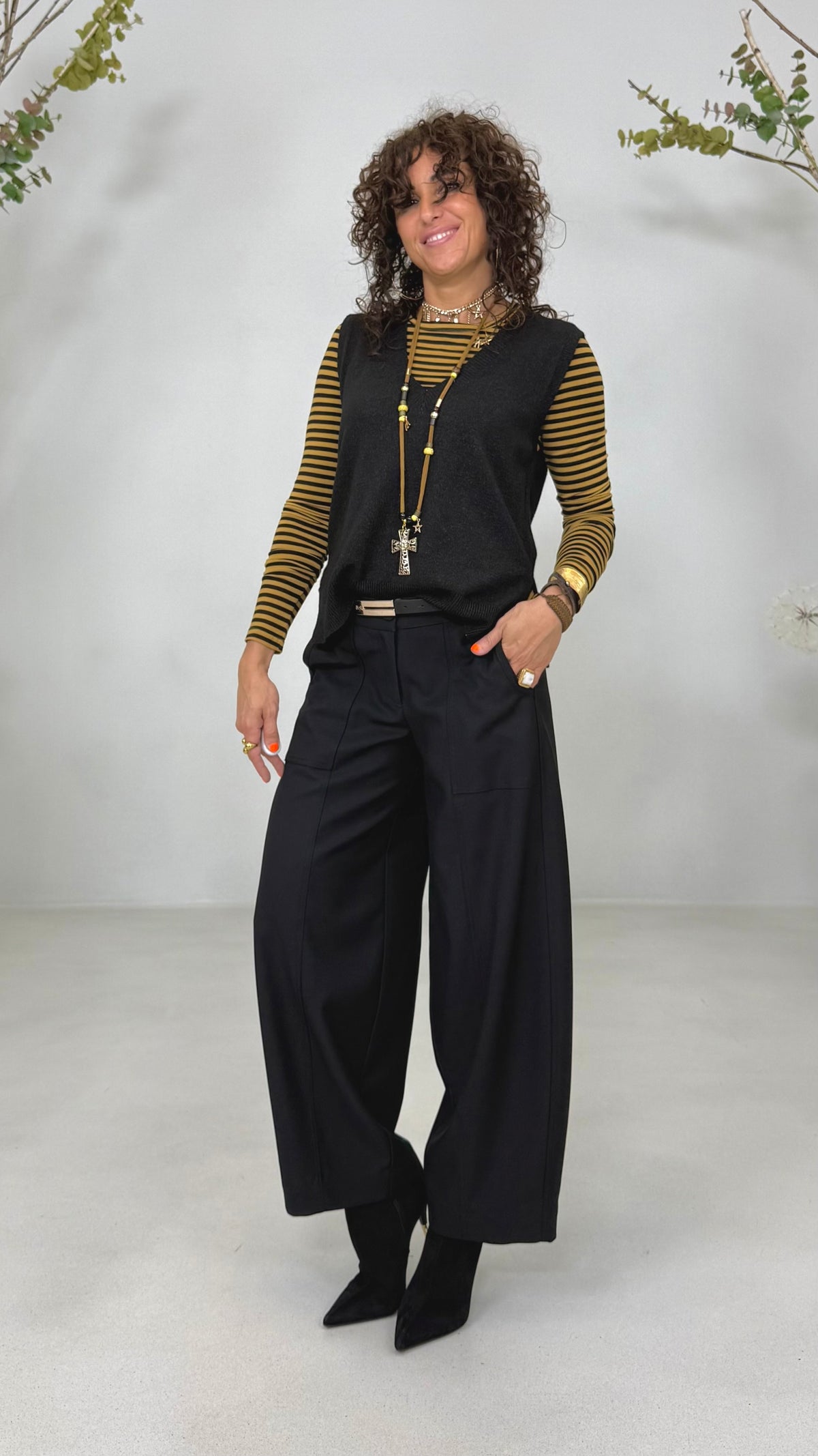 GILET MAGLIA SCOLLO A V IN CALDA VISCOSA