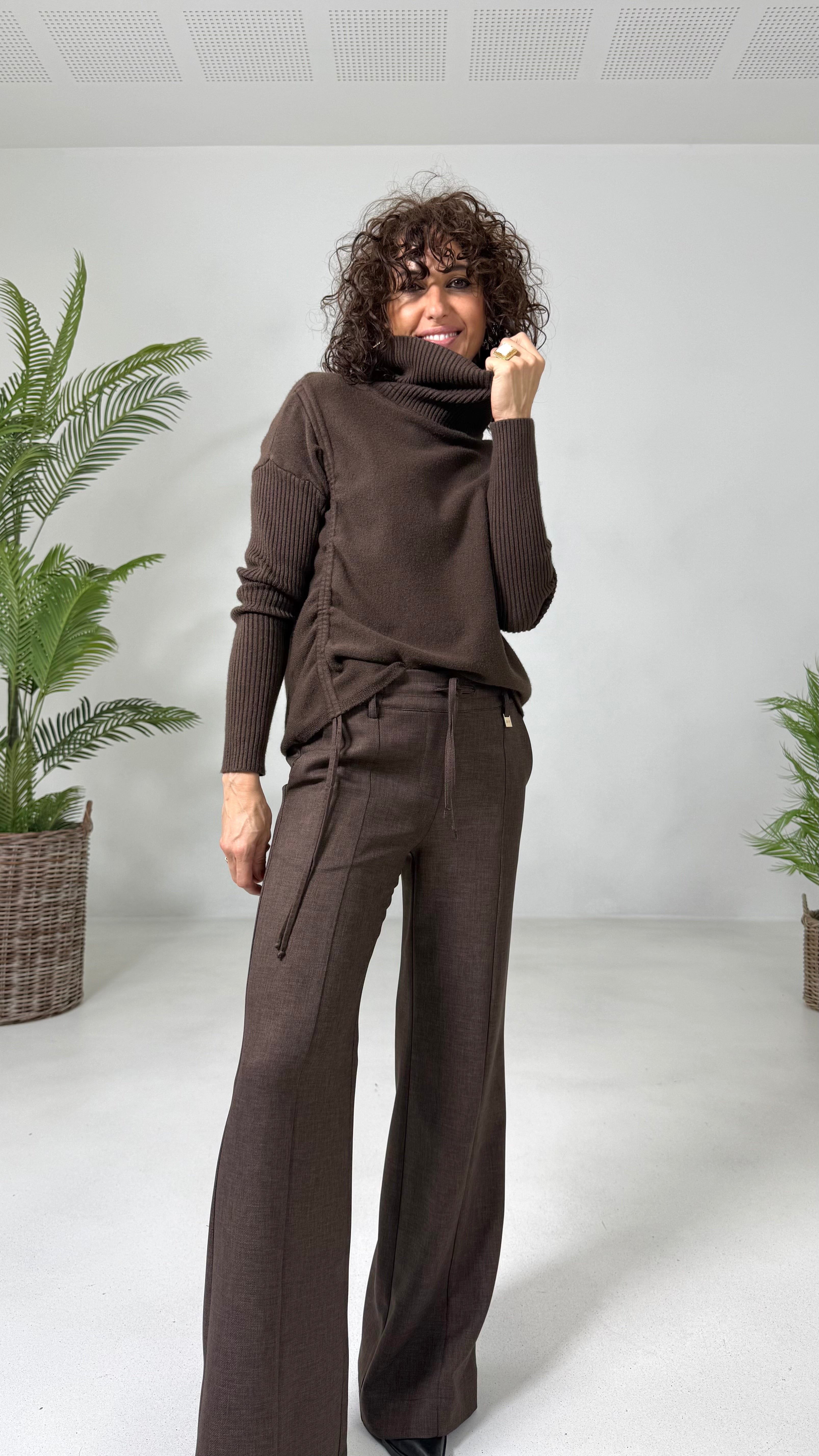 MAGLIA QUADRATA CON COULISSE IN CALDA VISCOSA