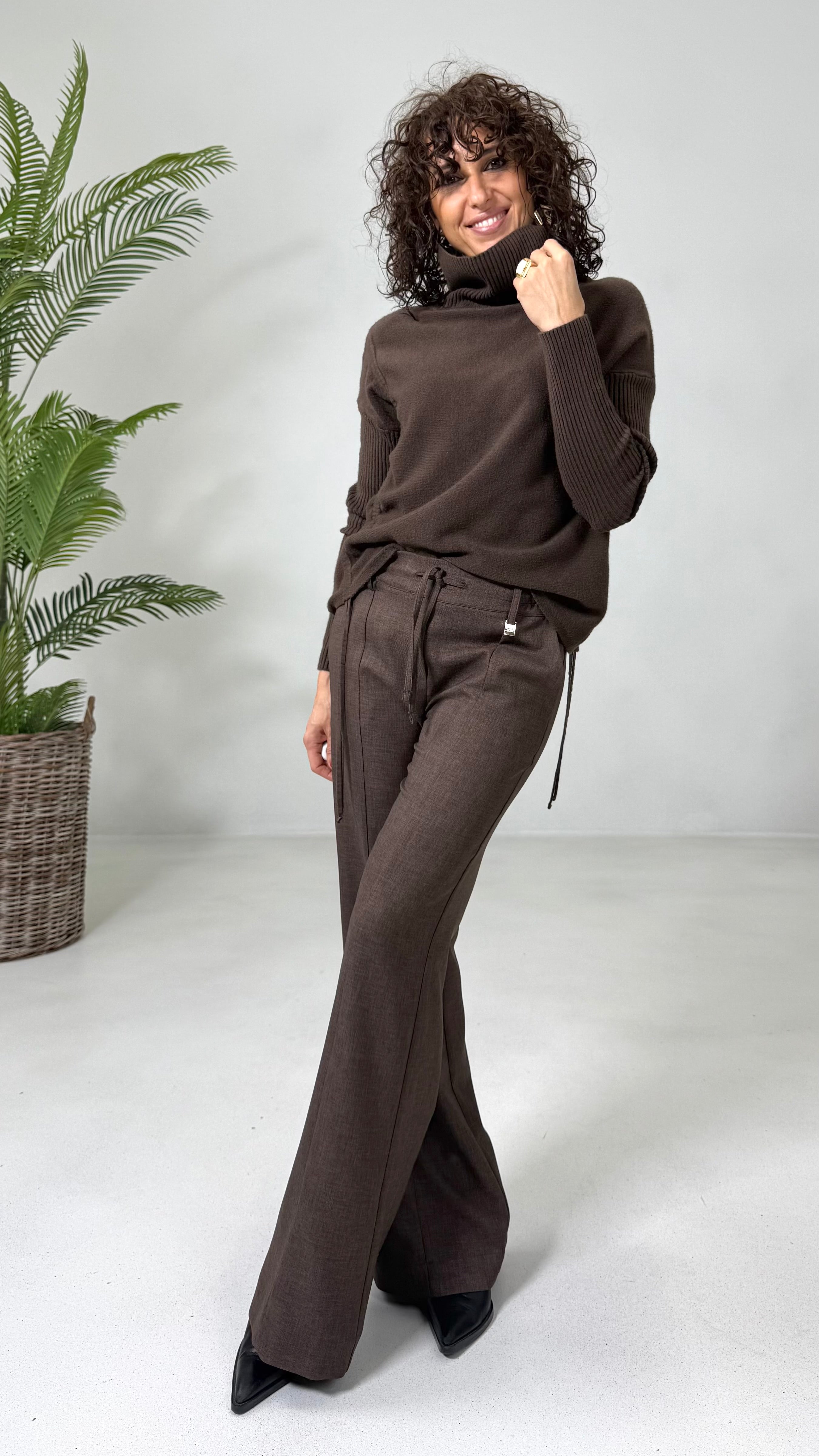 MAGLIA QUADRATA CON COULISSE IN CALDA VISCOSA