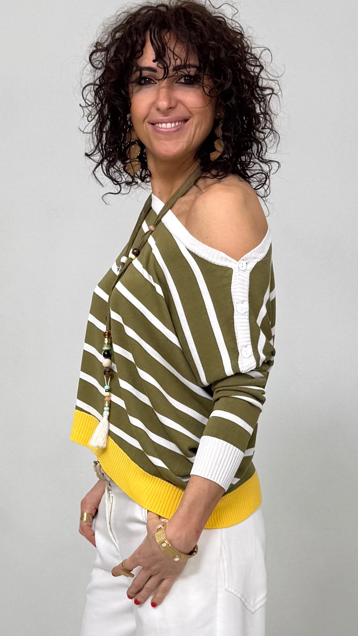 MAGLIA IN VISCOSA CON BORDO GIALLO