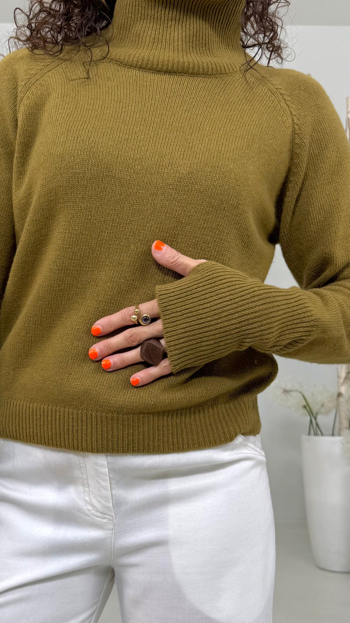MAGLIA QUADRATA COLLO ALTO IN MISTO CASHMERE