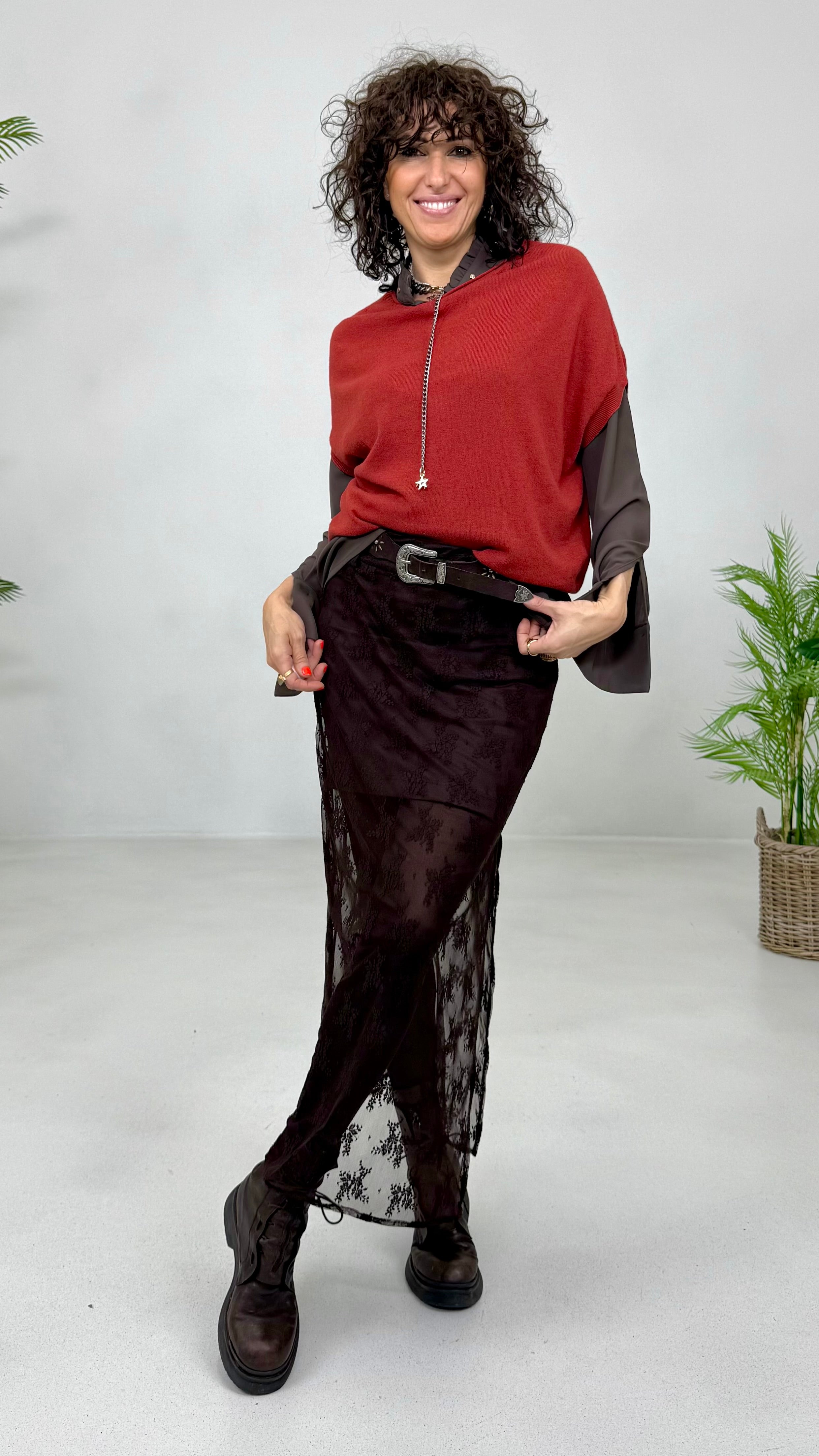 MAGLIA GILET CON MANICA SCESA IN MISTO CASHMERE