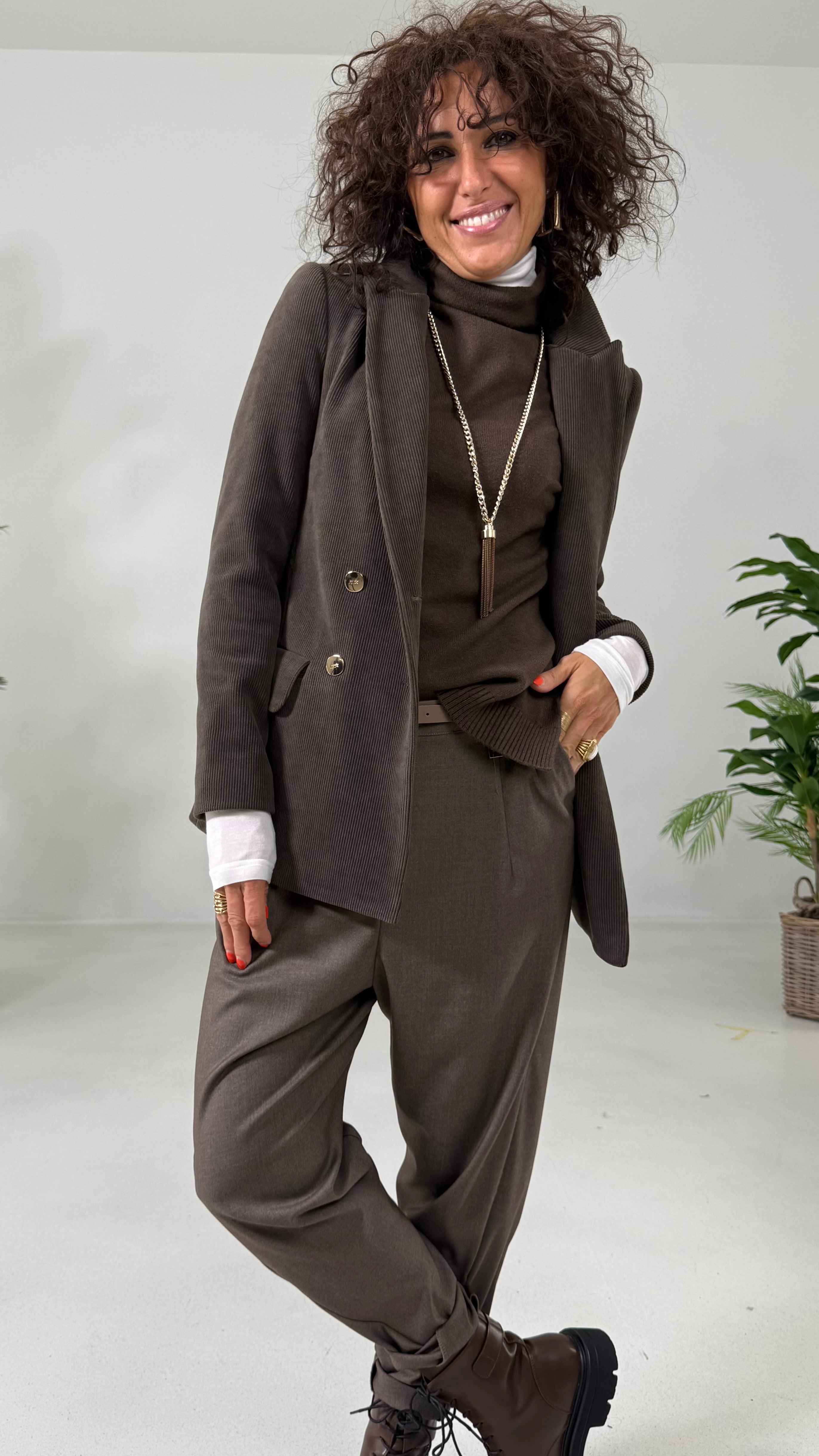 GILET COLLO ALTO IN CALDA VISCOSA