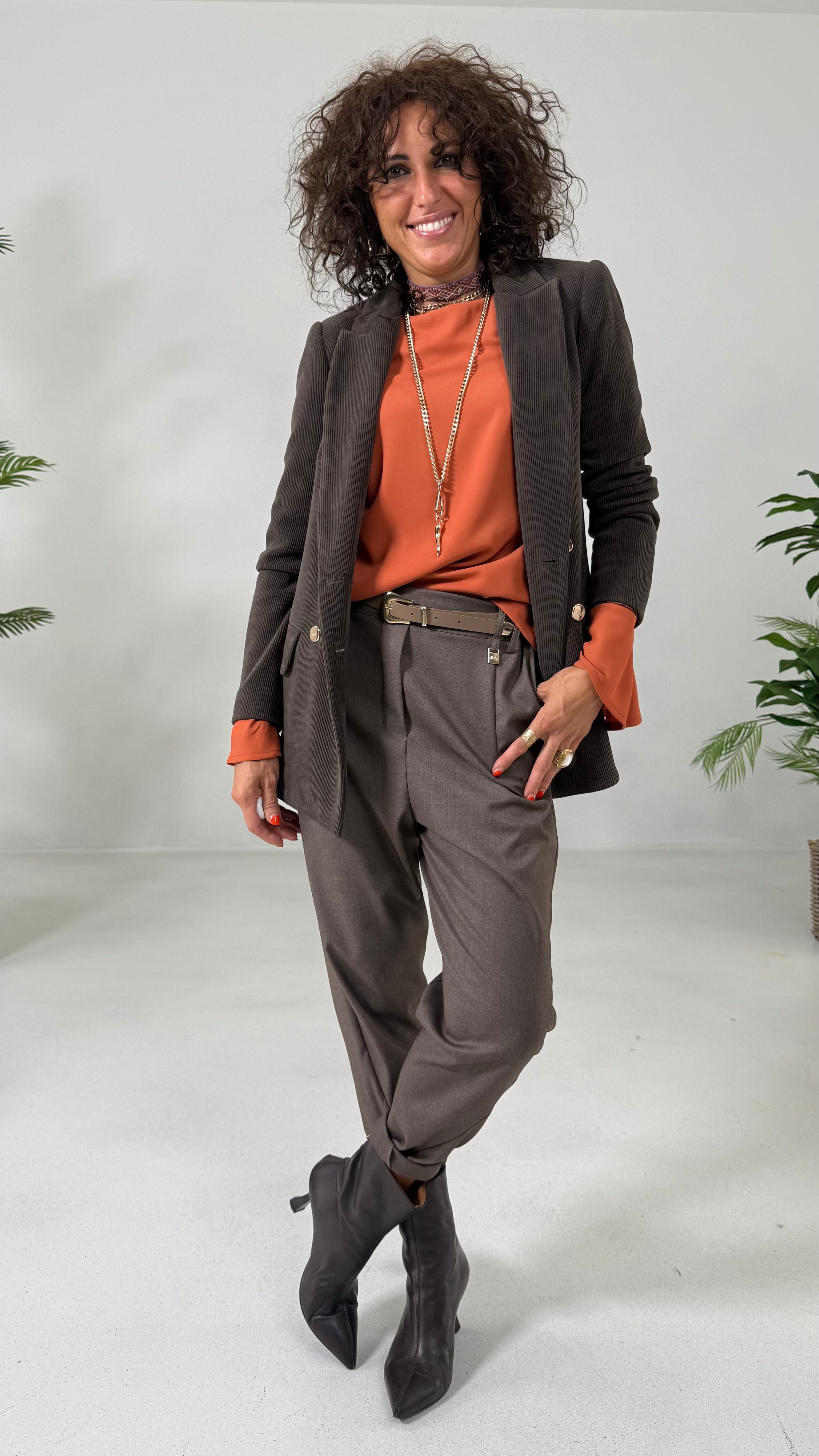 CAMICIA IN CADY FLUIDO CON MANICHE SVASATE