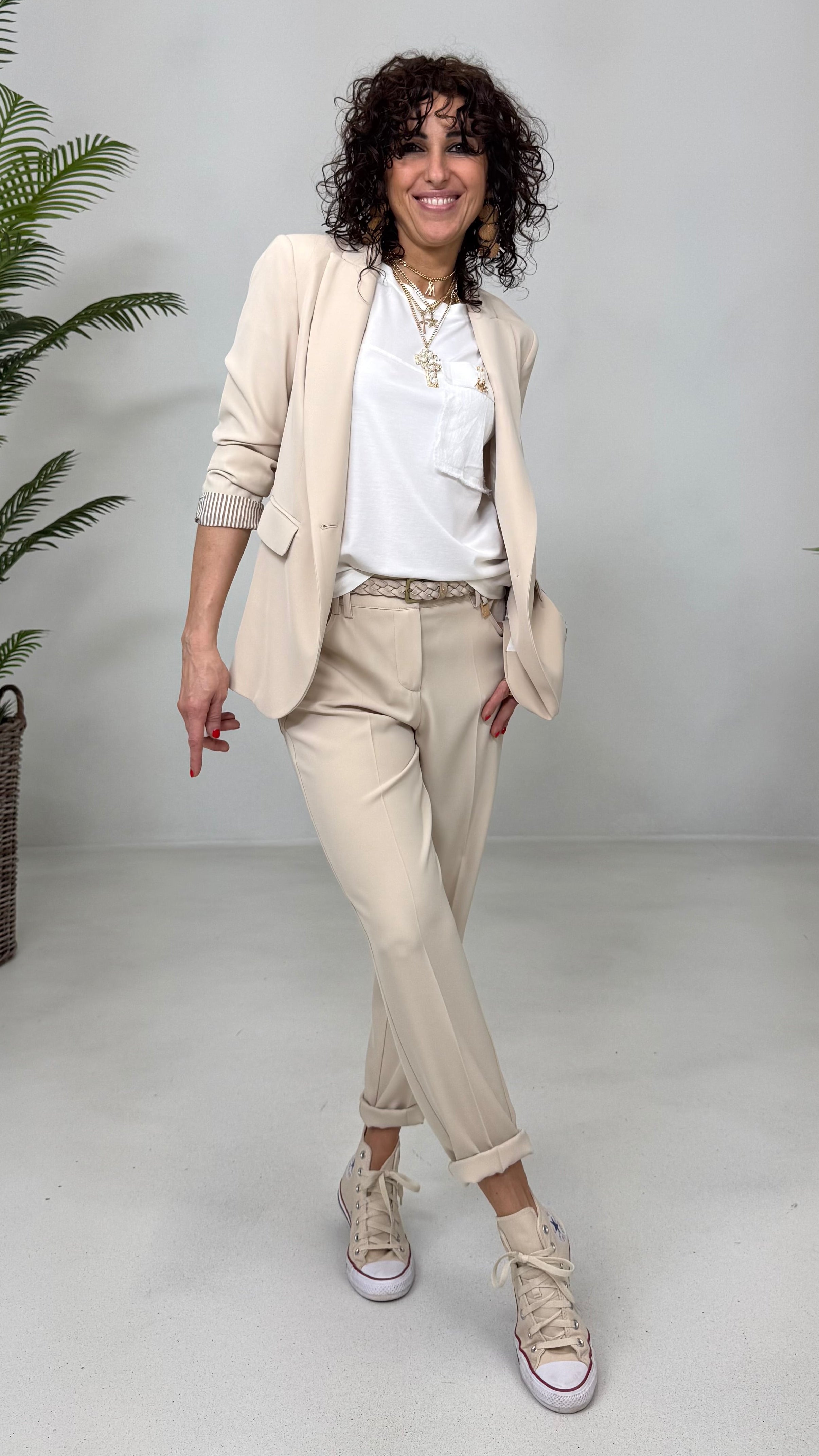 T-SHIRT IN JERSEY VISCOSA CON DETTAGLIO TASCA JEANS