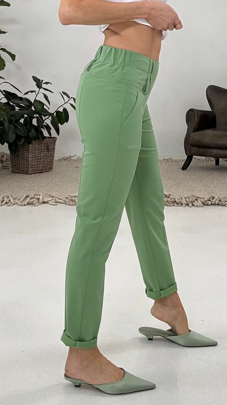 818 P25 VERDE FELCE CAROTA SLIM IN TESSUTO FLUIDO CONFORT