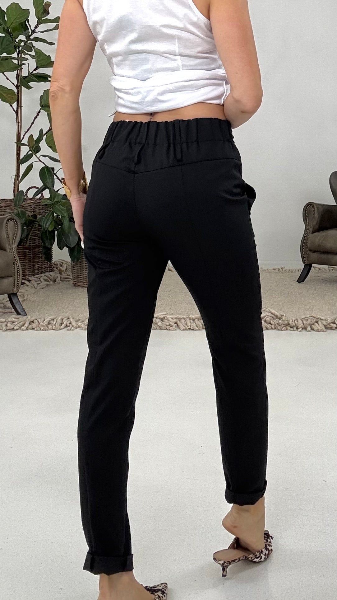 818 P25 NERO CAROTA SLIM IN TESSUTO FLUIDO CONFORT