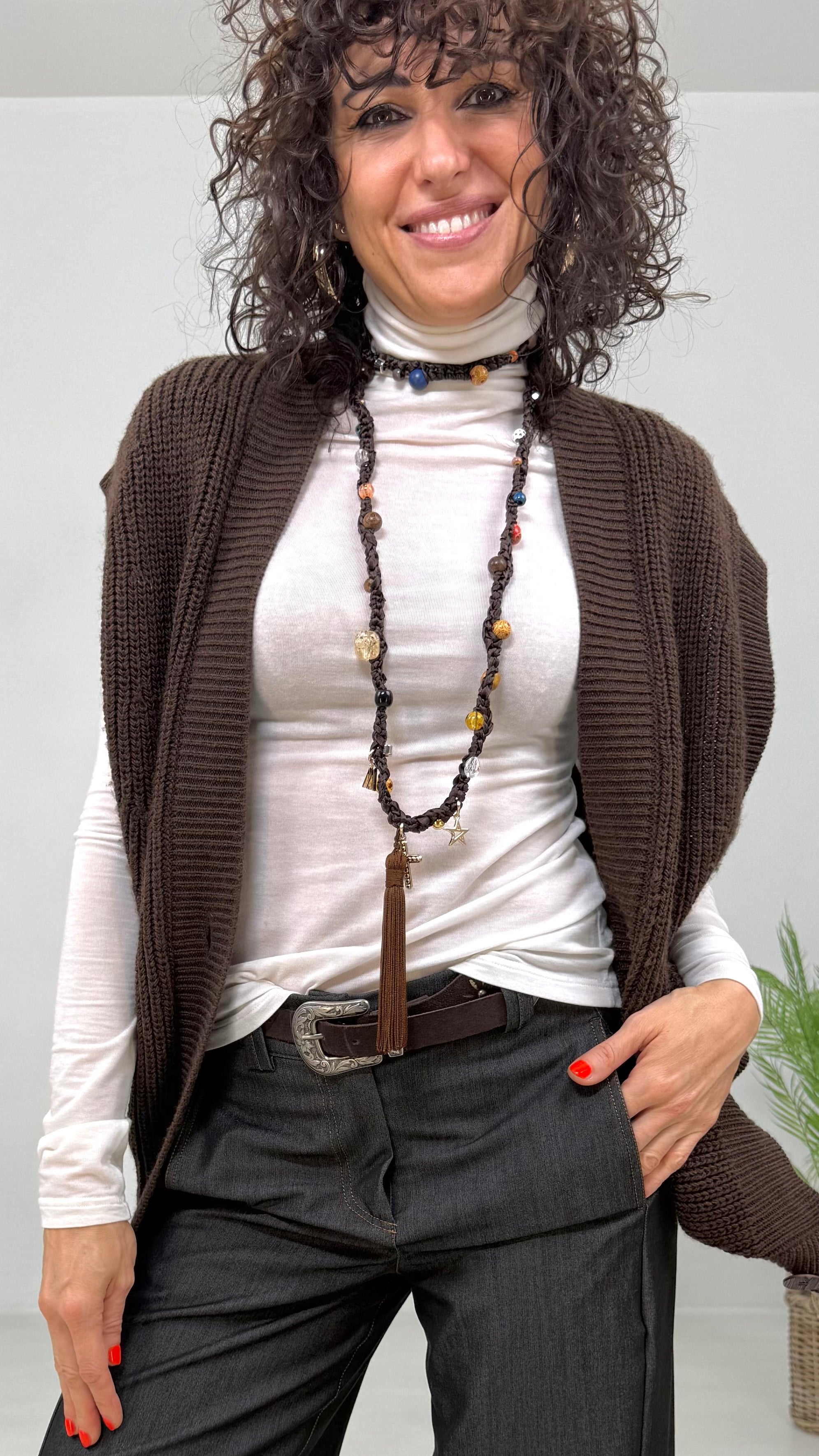 COLLANA UNCINETTO CON PIETRE E NAPPA