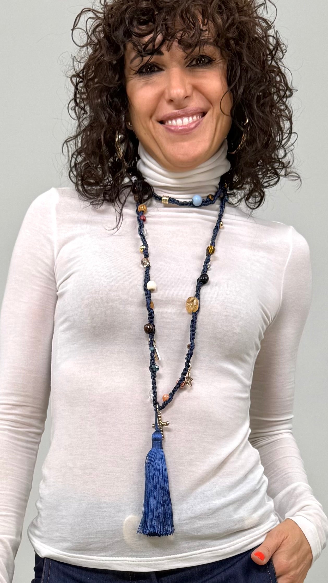 COLLANA UNCINETTO CON PIETRE E NAPPA