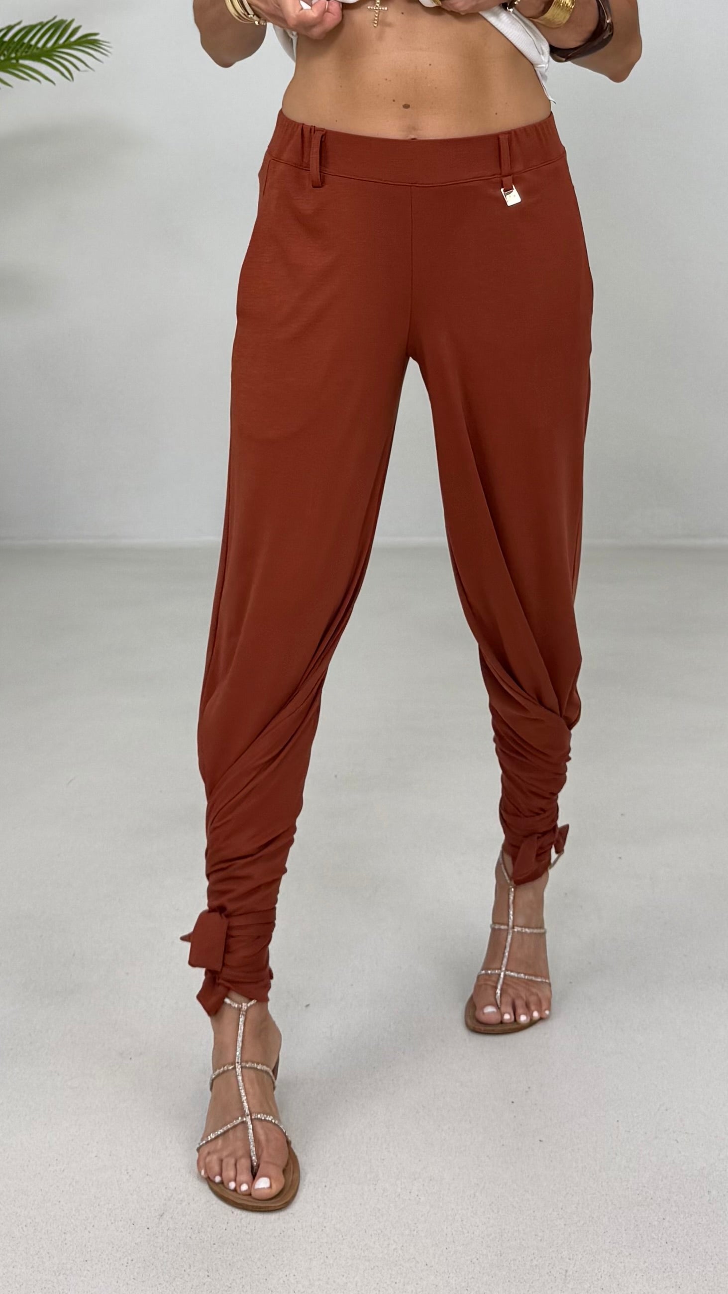 PANTALONE LACCI AL FONDO IN JERSEY LYOCELL ELASTICO