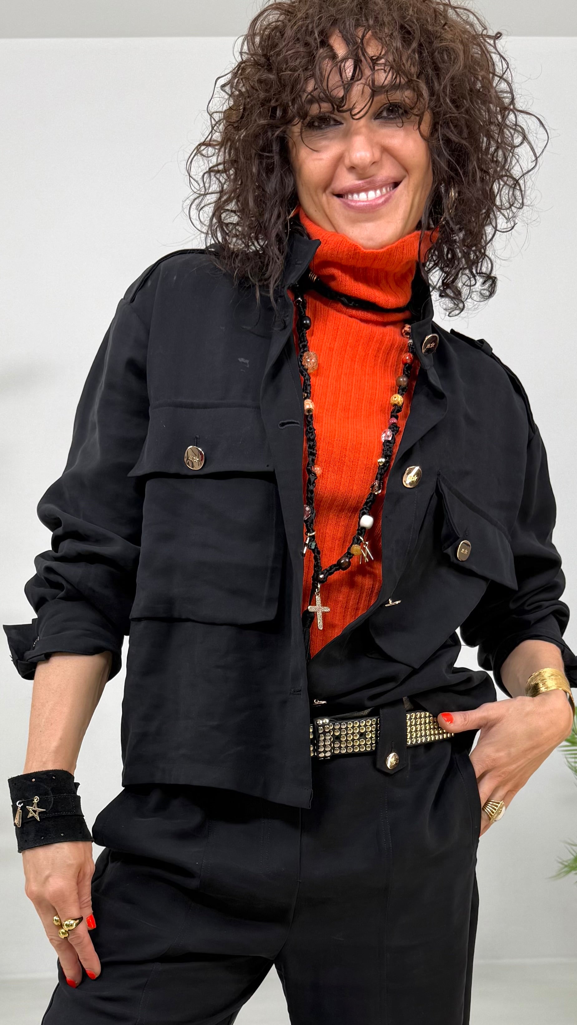 CAMICIA GIACCA CON TASCONI IN TECNICO VISCOSA EFFETTO CUPRO