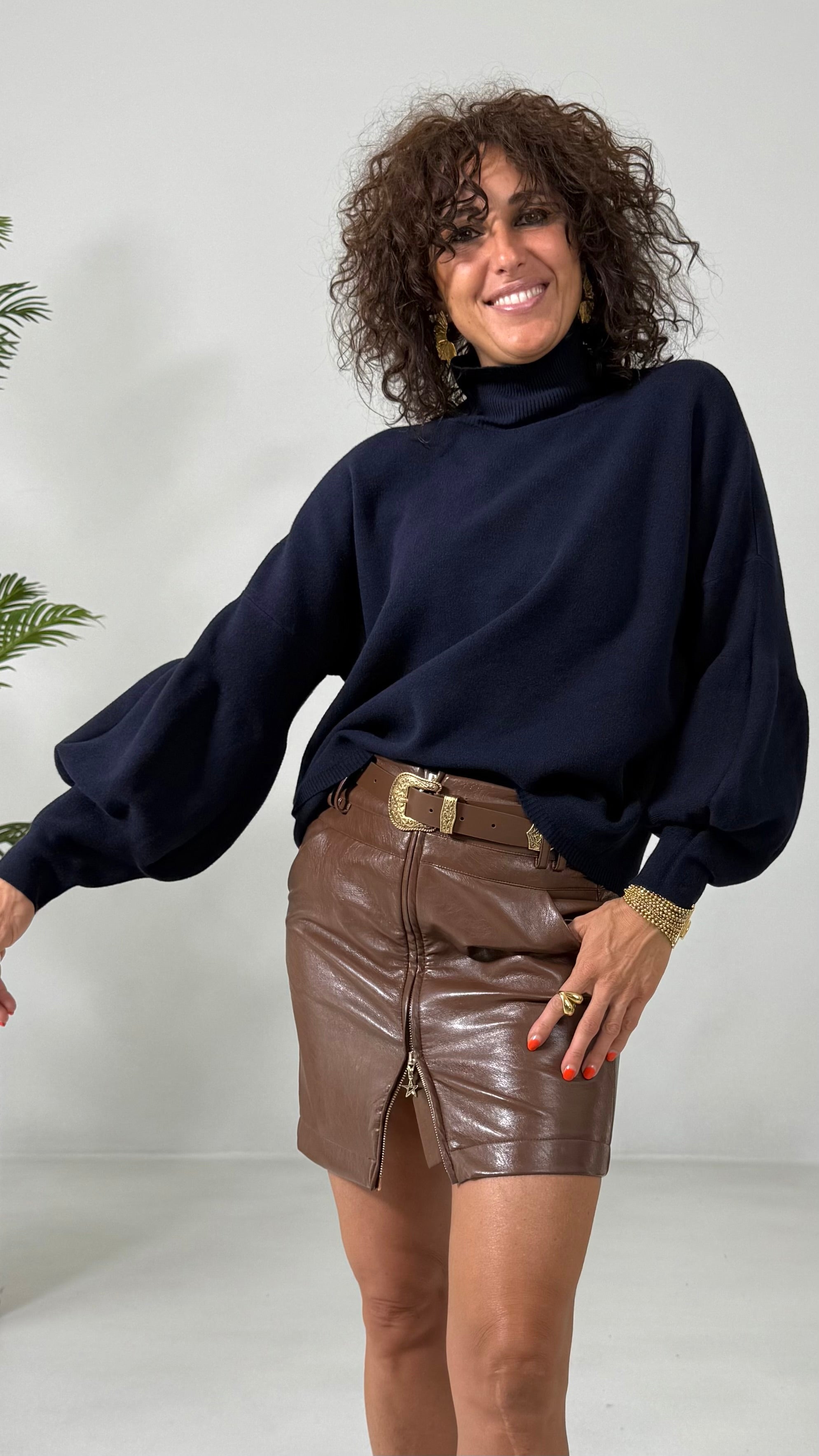 MAGLIA QUADRATA CON MANICHE PALLONCINO IN CALDA VISCOSA