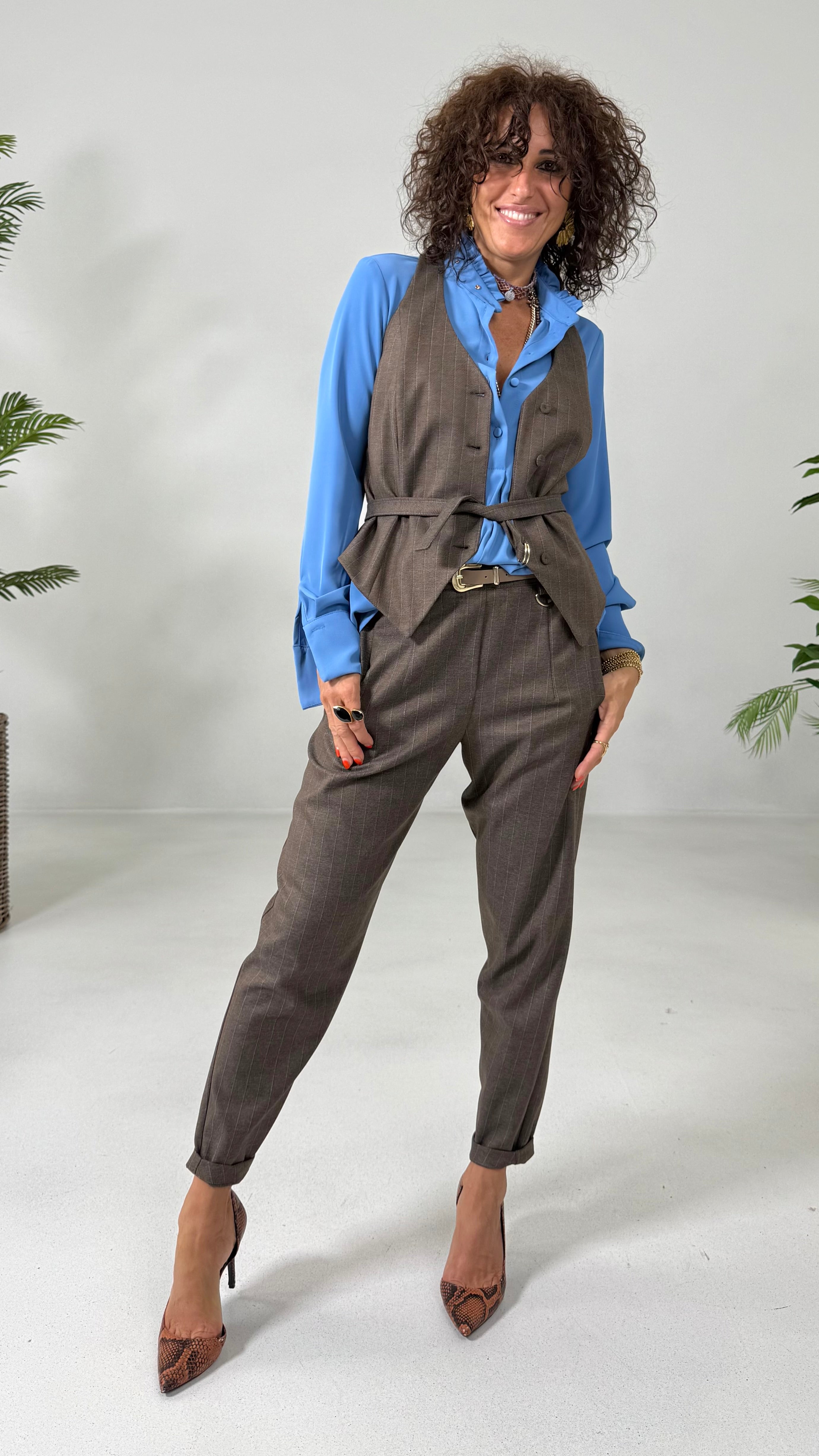 GILET IN FLANELLA GESSATA CON CINTURINO