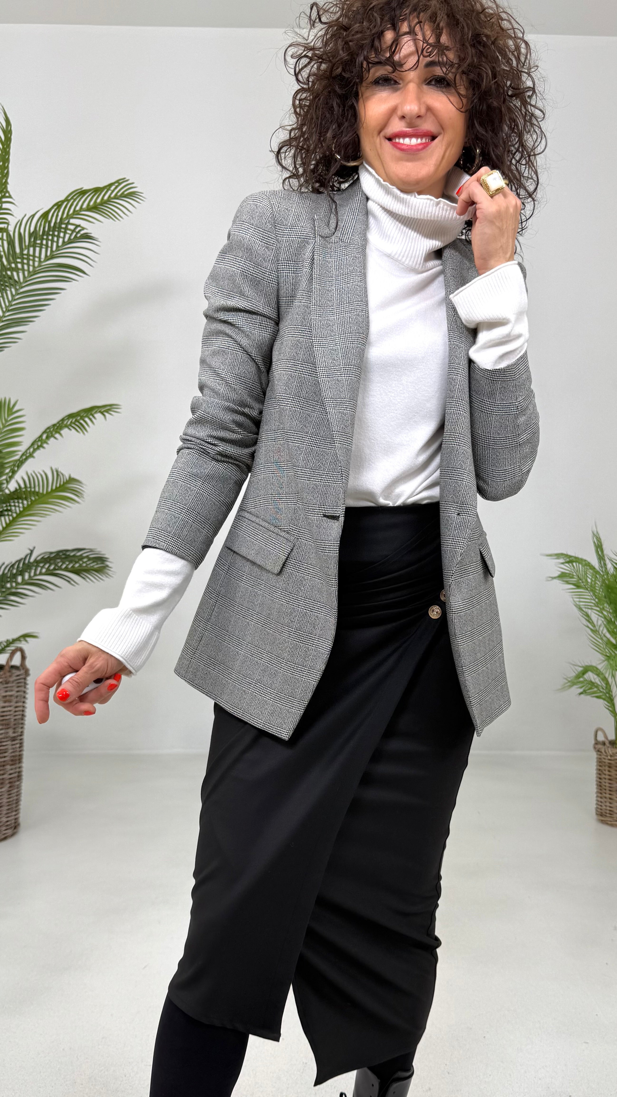 GONNA FINTO PORTAFOGLIO CON PIEGHE E BOTTONI IN FLANELLA CARDATA