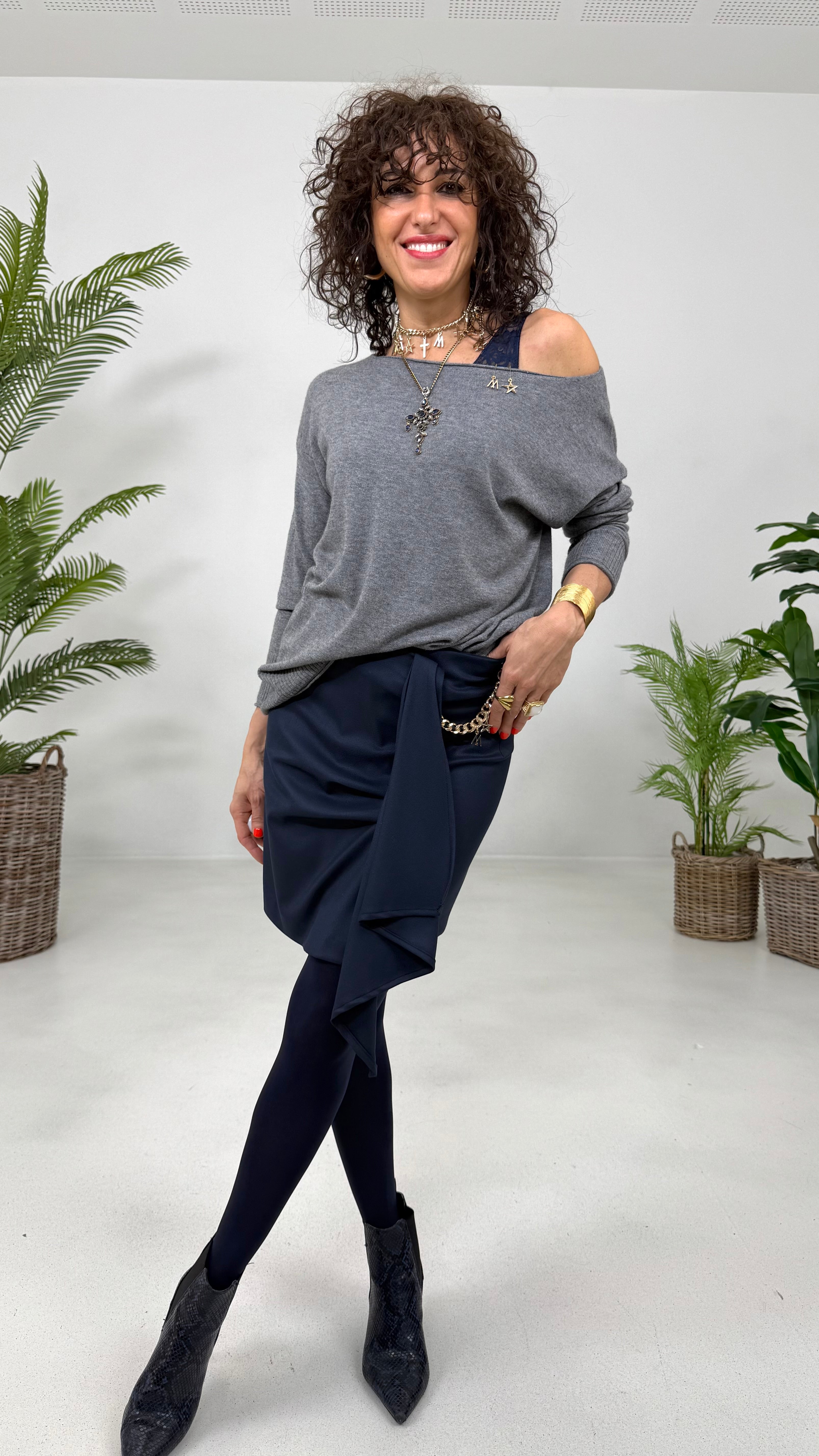 MAGLIA QUADRATA BASIC IN CALDA VISCOSA