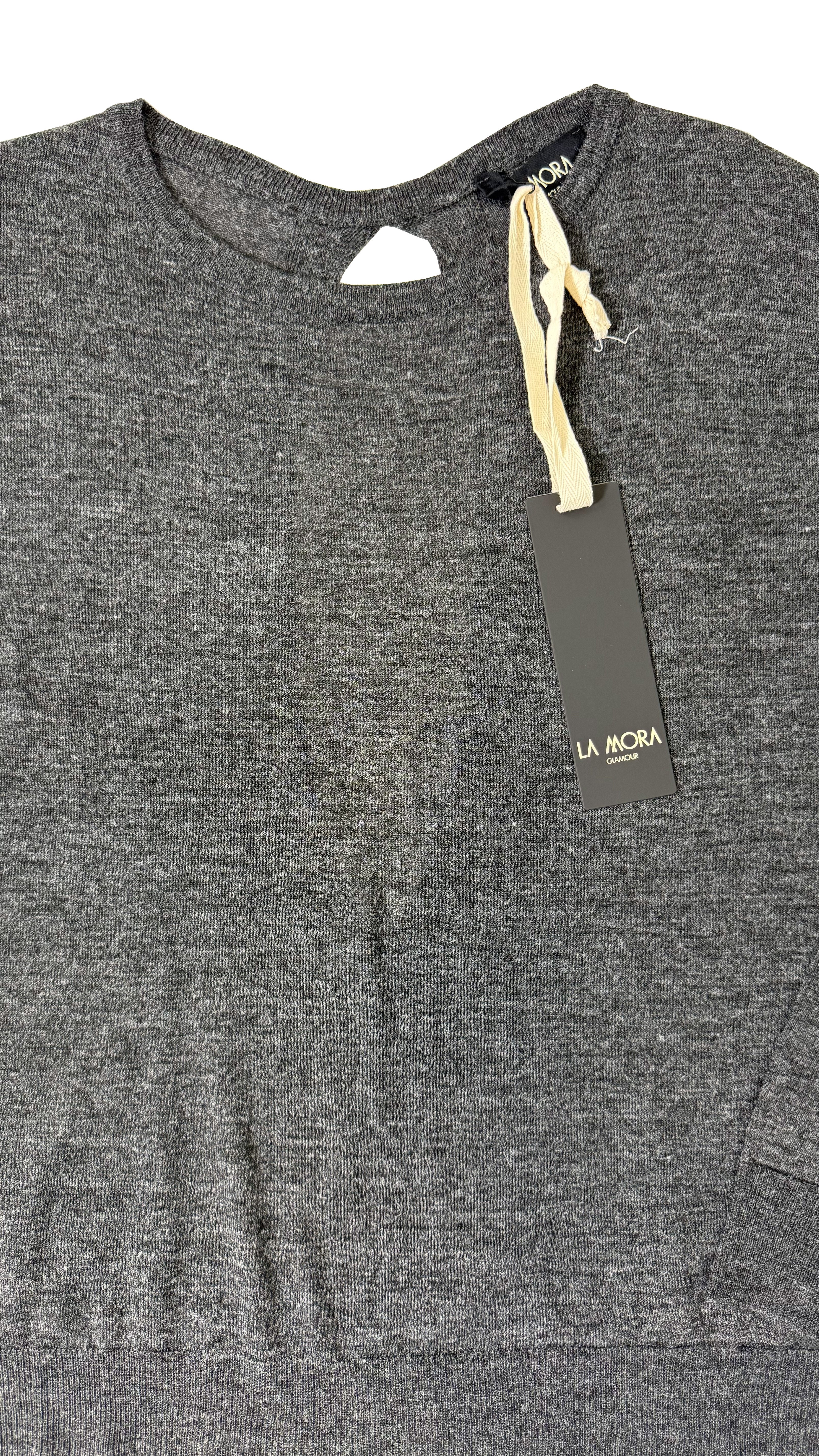 MAGLIA QUADRATA IN LANA VISCOSA CON APERTURA A GOCCIA