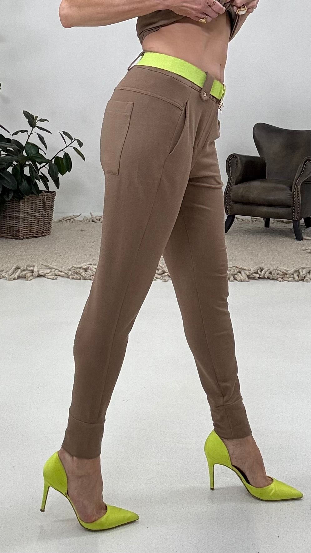 815 P25 FANGO PANTALONE IN FELPA LEGGERA DI VISCOSA CON POLSINO AL FONDO